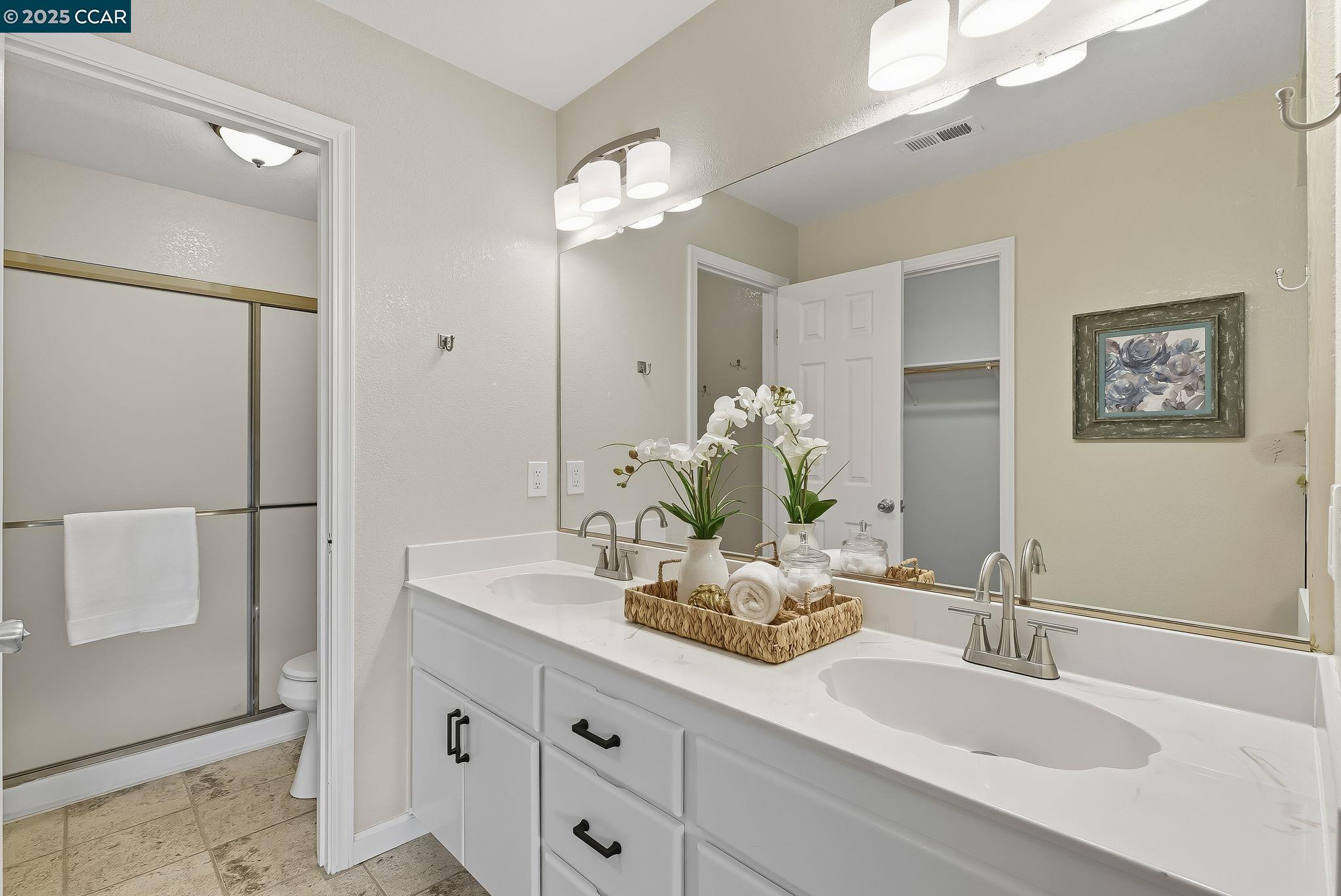 Photo #21: 41113361 Listing: Photo #21