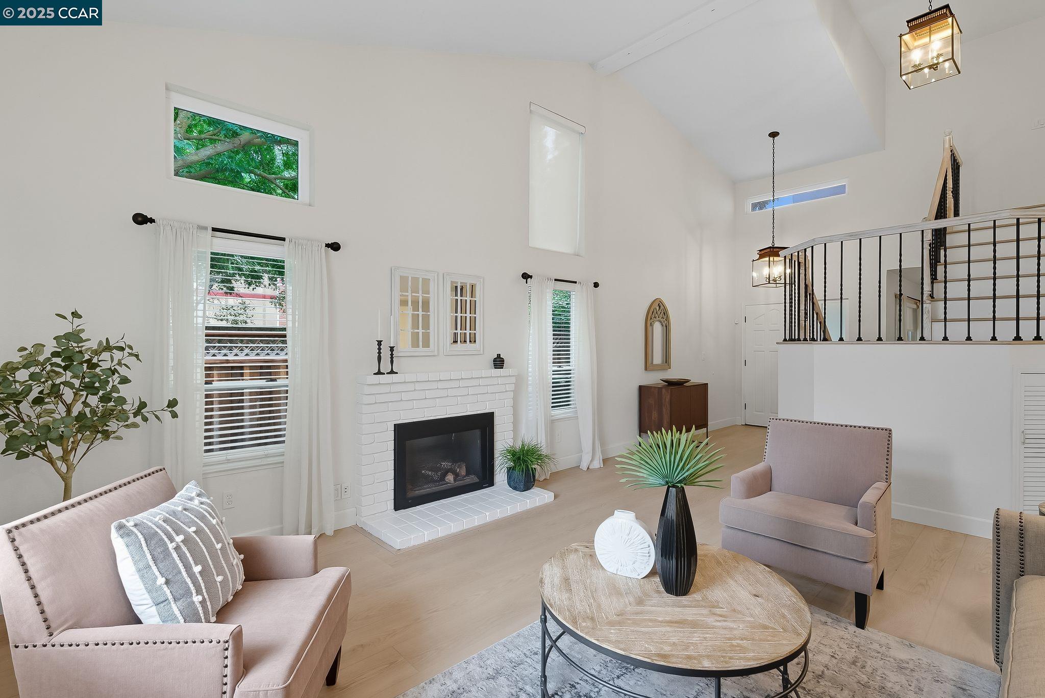 Photo #5: 41113361 Listing: Photo #5