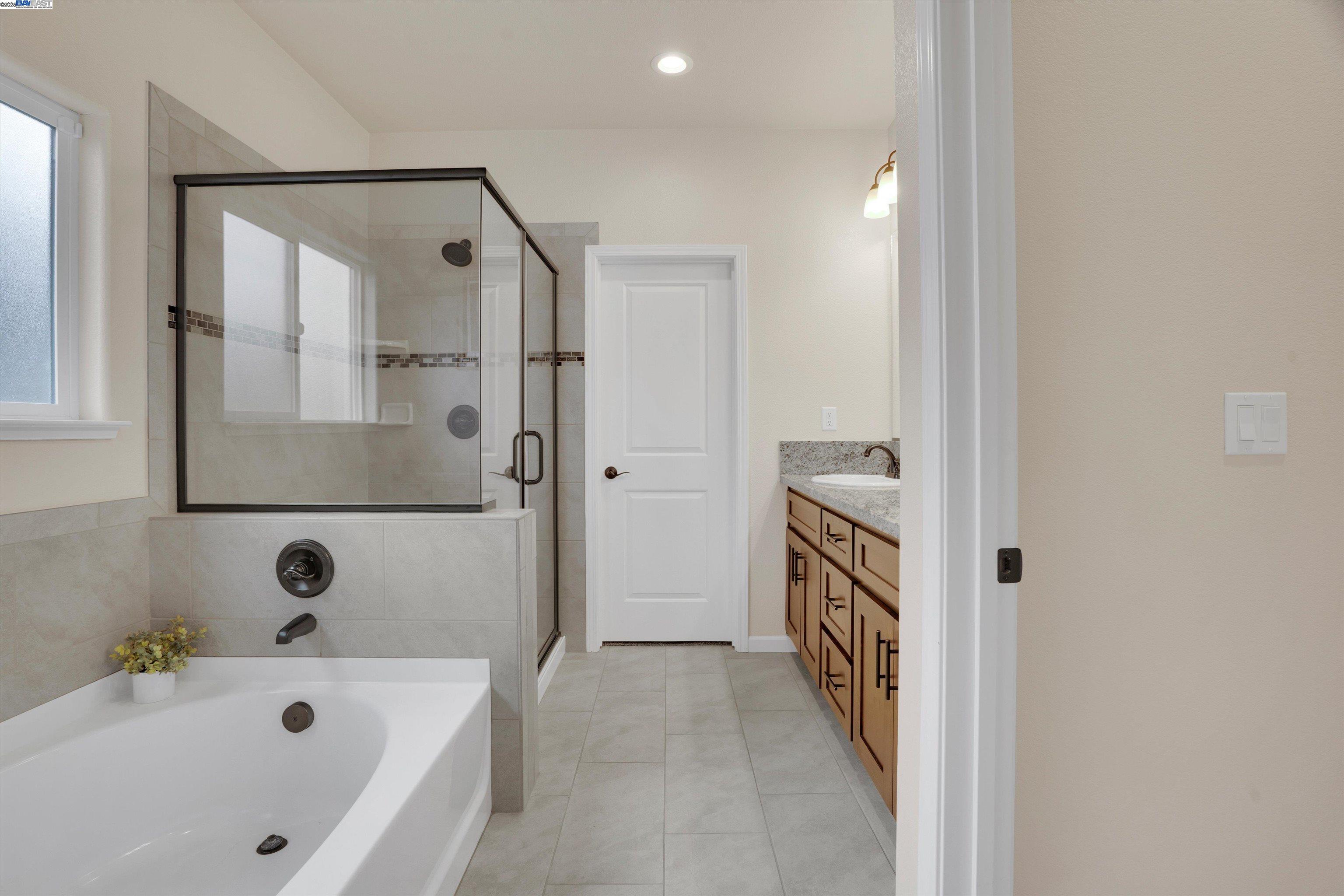 Detail Gallery Image 27 of 43 For 1409 St. Andrews Ln, Ione,  CA 95640 - 4 Beds | 3 Baths