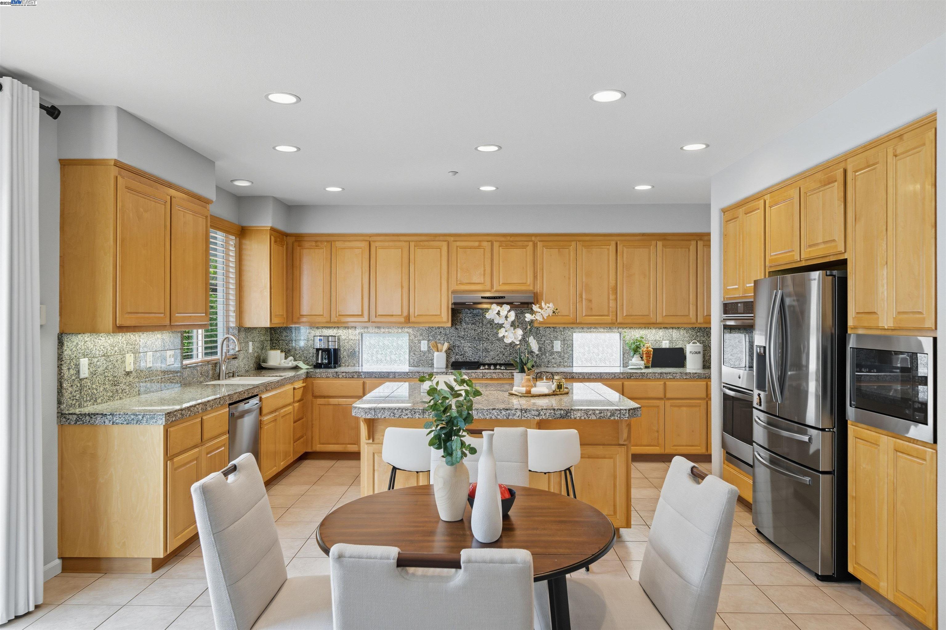 Detail Gallery Image 23 of 60 For 3080 Bresso Dr, Livermore,  CA 94550 - 5 Beds | 4/1 Baths