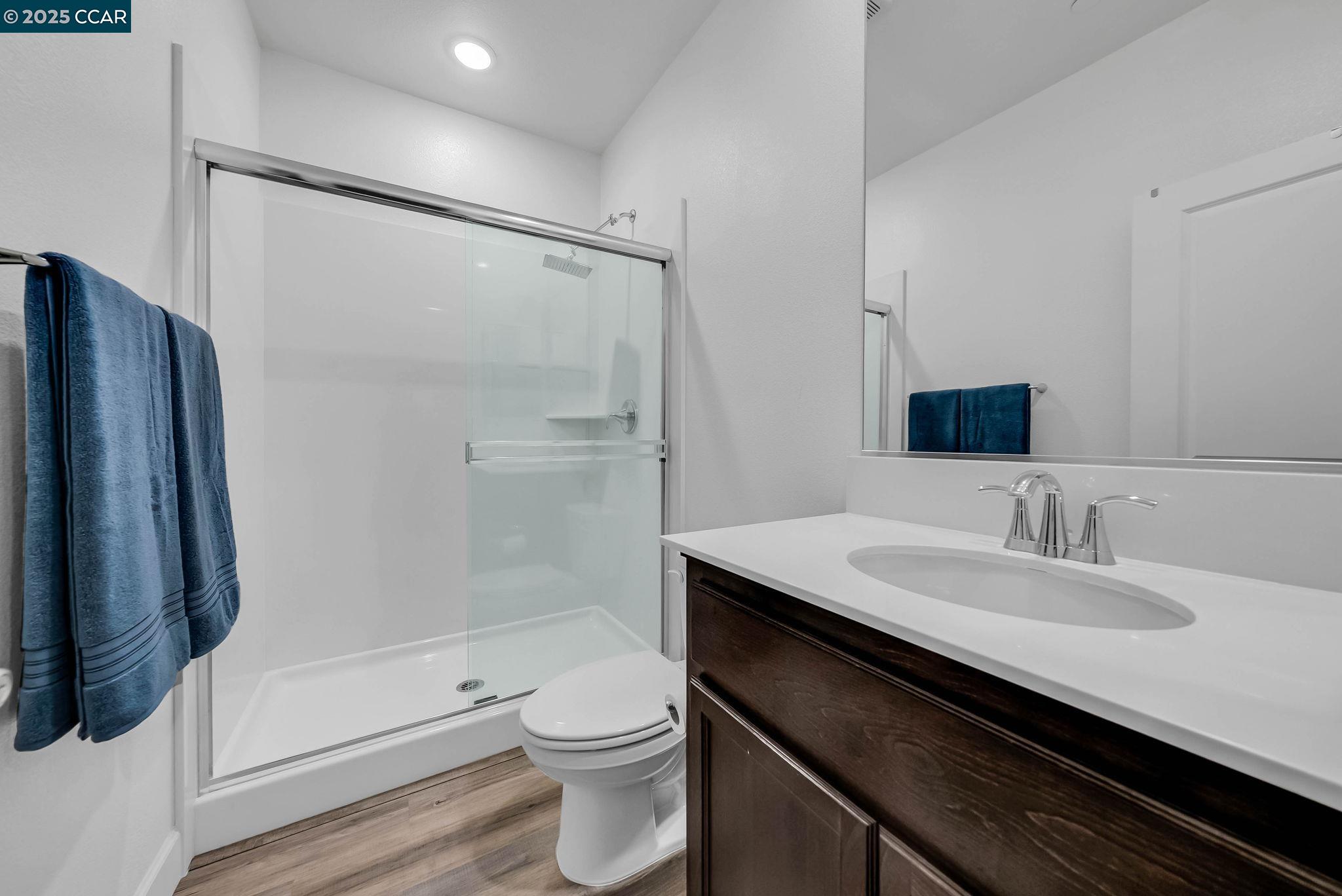 Detail Gallery Image 15 of 57 For 2328 Bellows Way, Lodi,  CA 95242 - 4 Beds | 3/1 Baths