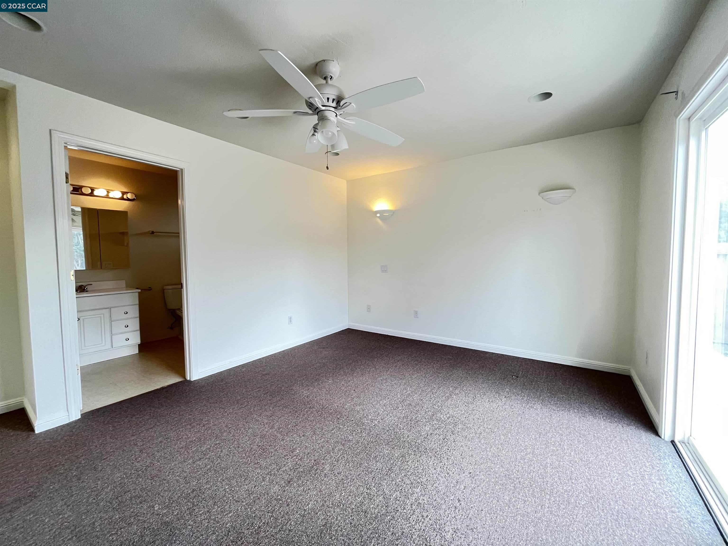 Detail Gallery Image 14 of 41 For 1665 Center Rd, Novato,  CA 94947 - 4 Beds | 2 Baths