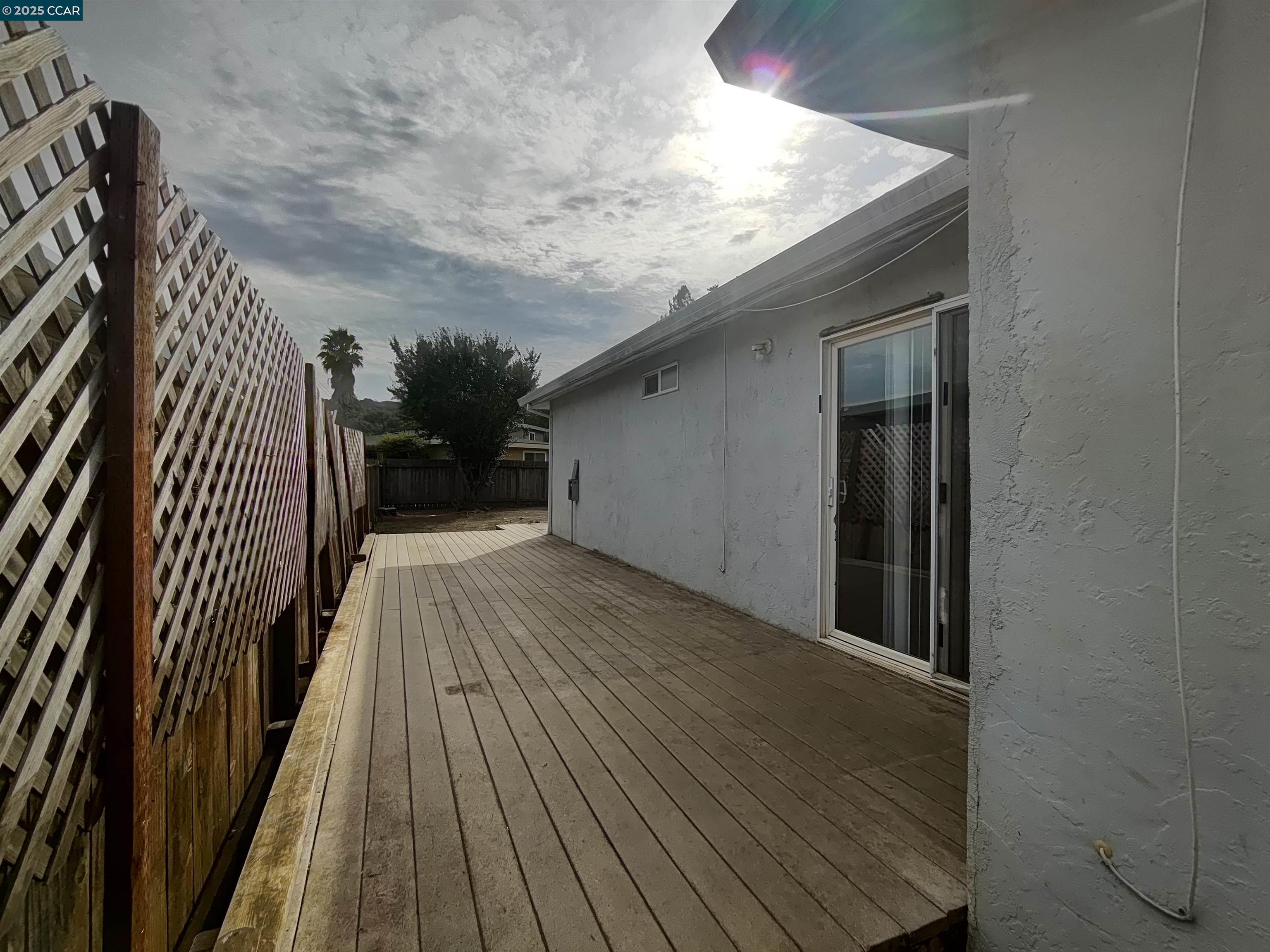 Detail Gallery Image 22 of 41 For 1665 Center Rd, Novato,  CA 94947 - 4 Beds | 2 Baths