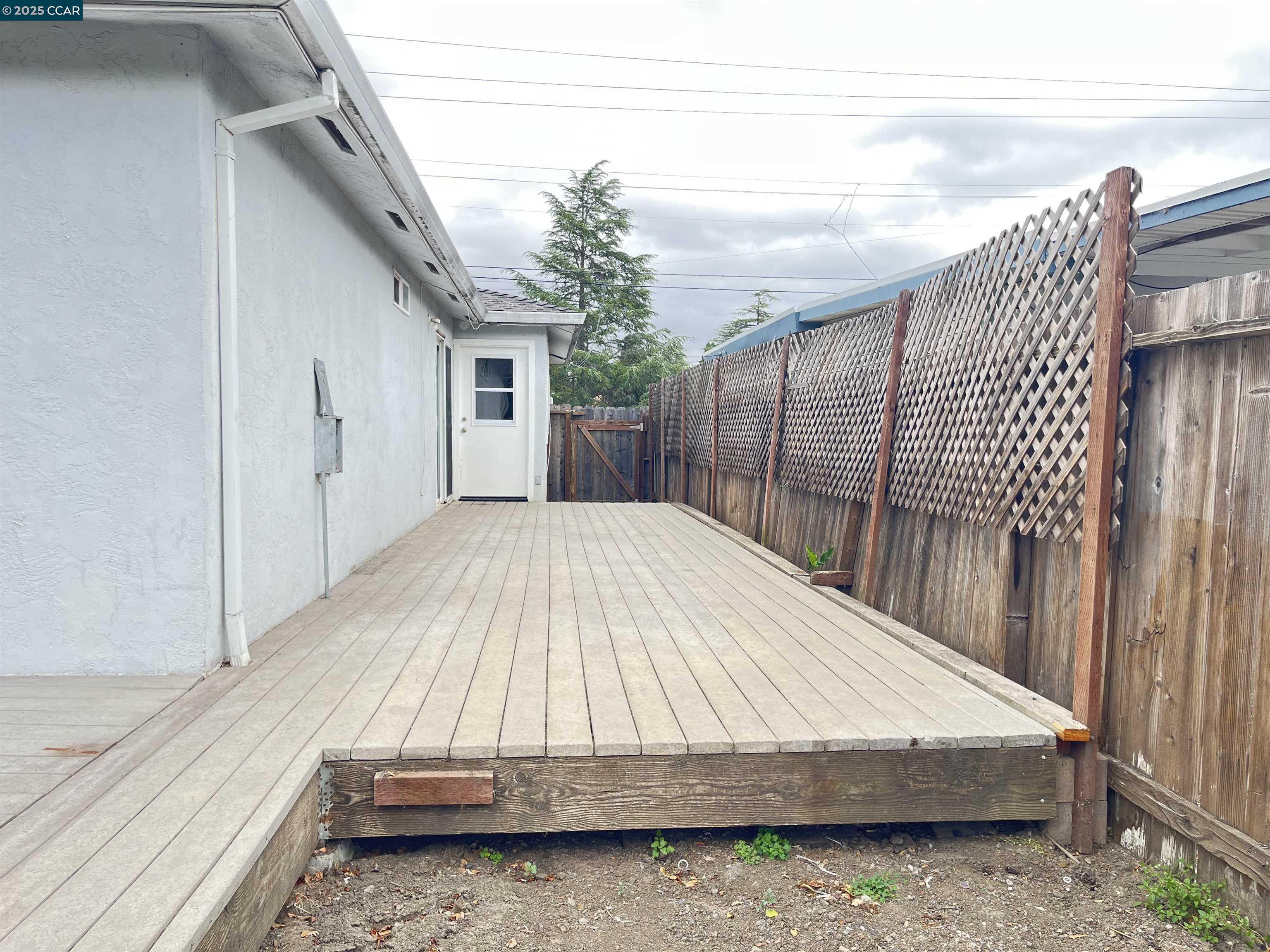 Detail Gallery Image 25 of 41 For 1665 Center Rd, Novato,  CA 94947 - 4 Beds | 2 Baths