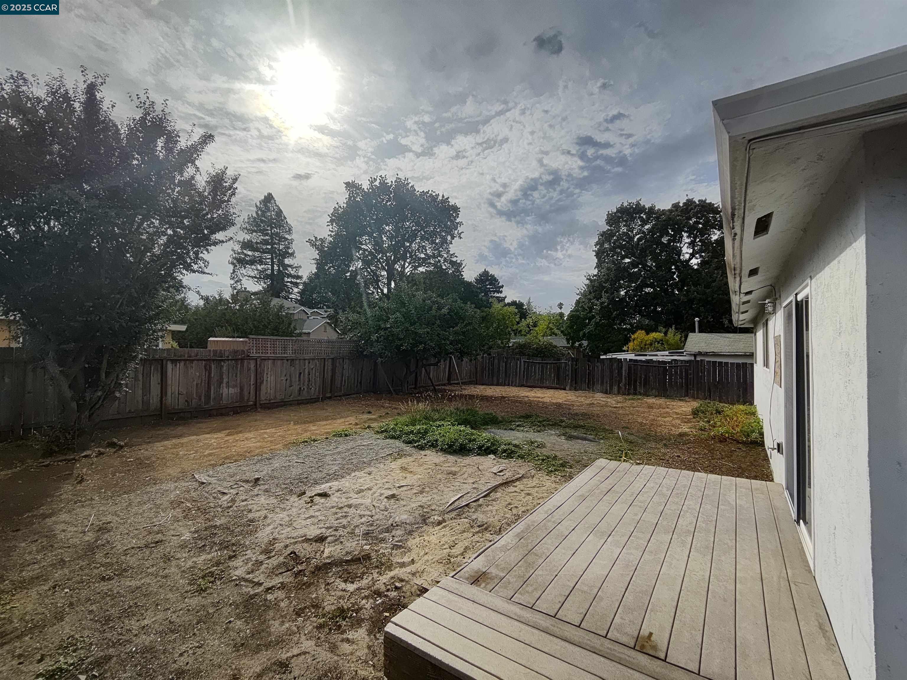 Detail Gallery Image 32 of 41 For 1665 Center Rd, Novato,  CA 94947 - 4 Beds | 2 Baths