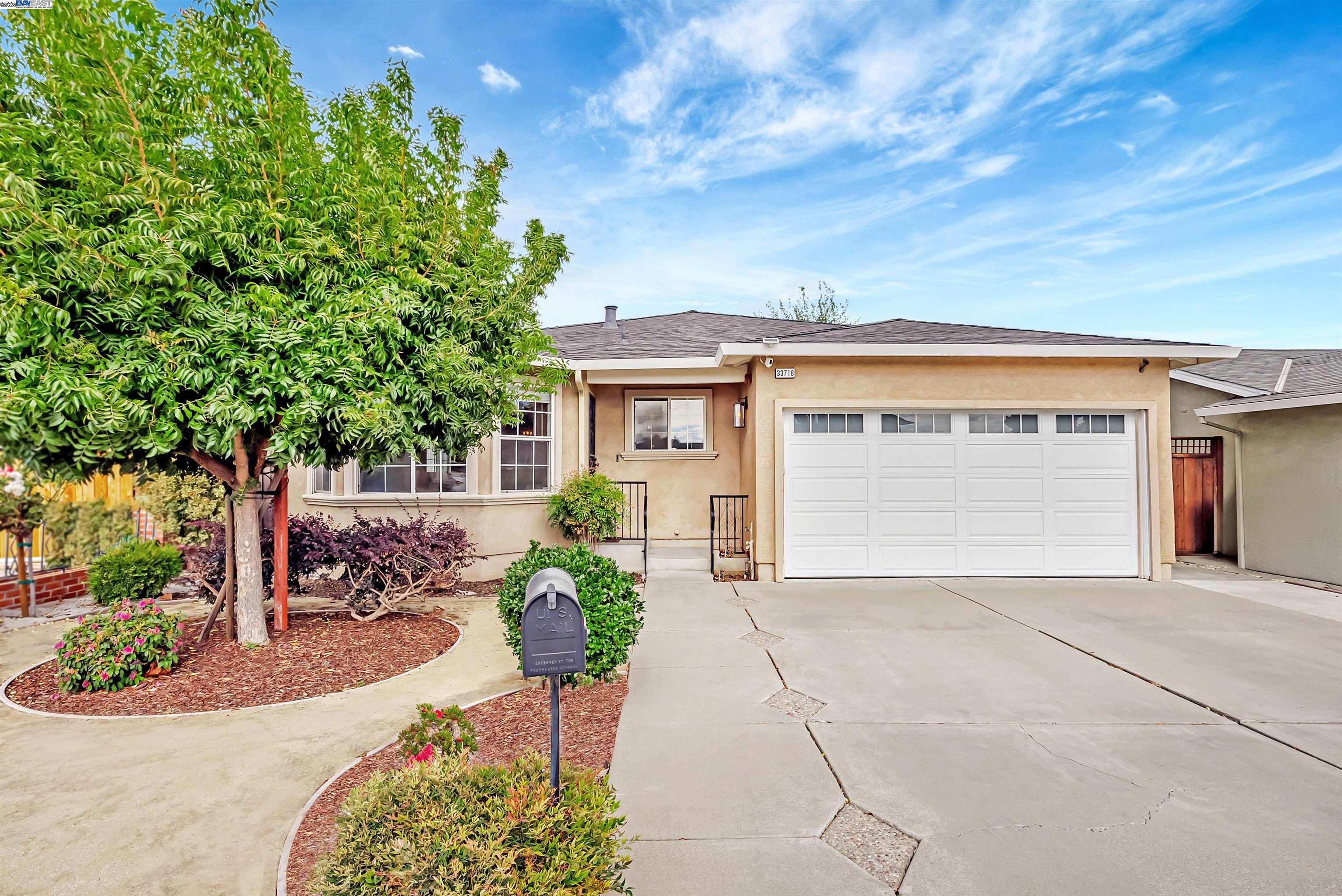 Front Image Thumbnail for BE41113383