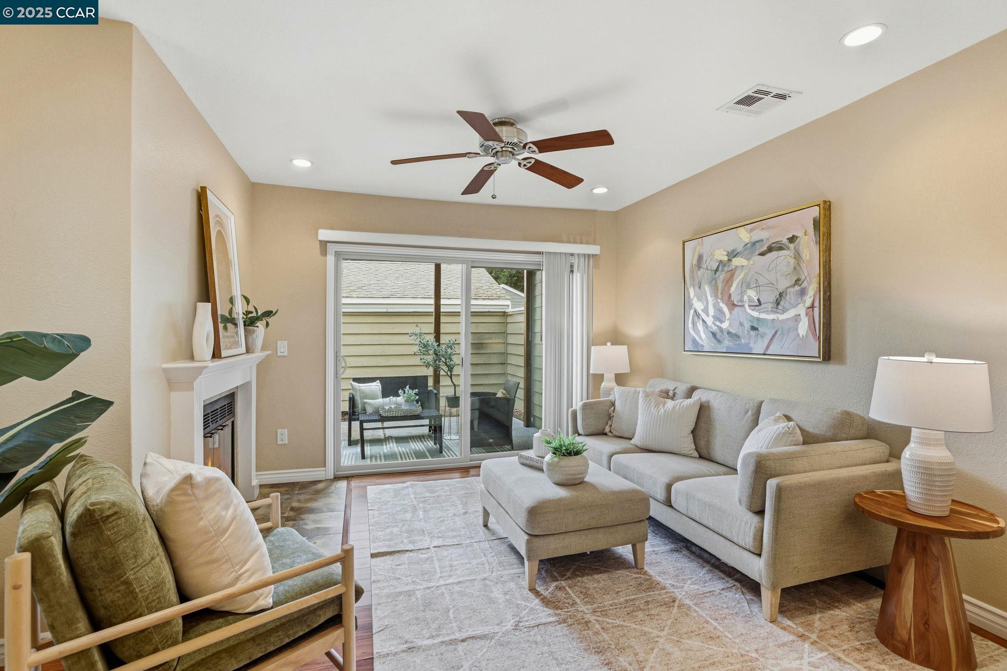 Photo #3: 41113386 Listing 