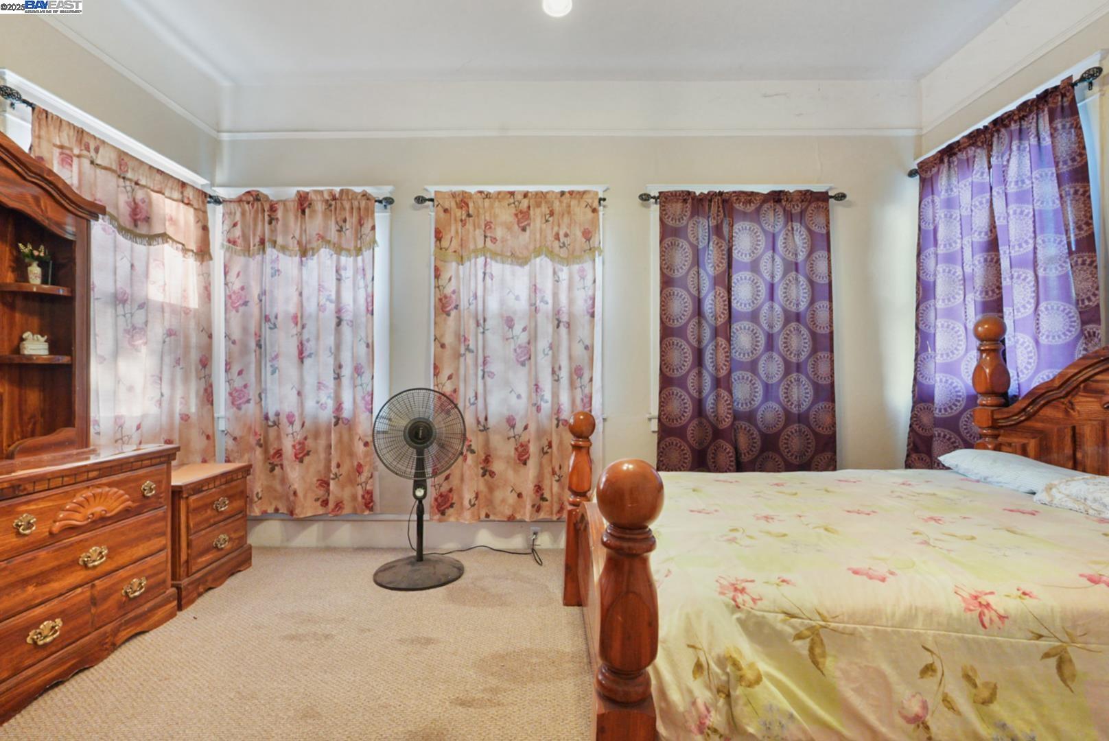 Detail Gallery Image 13 of 28 For 825 N San Joaquin Street, Stockton,  CA 95202 - 5 Beds | 3 Baths