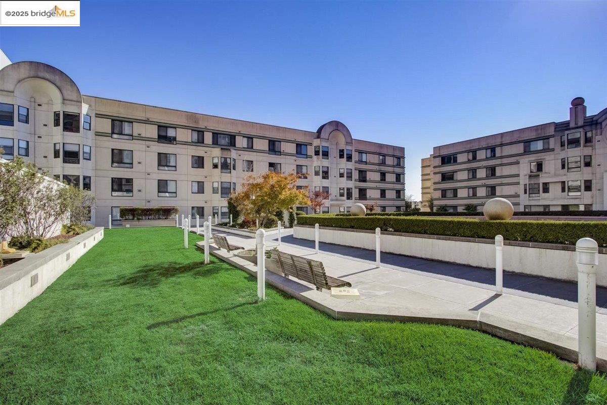 Photo #2: 41113396 Listing 