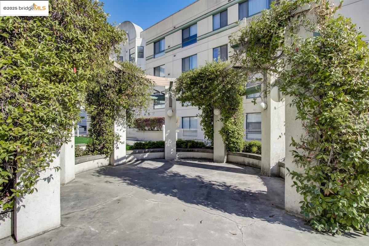 Photo #11: 41113396 Listing: Photo #11
