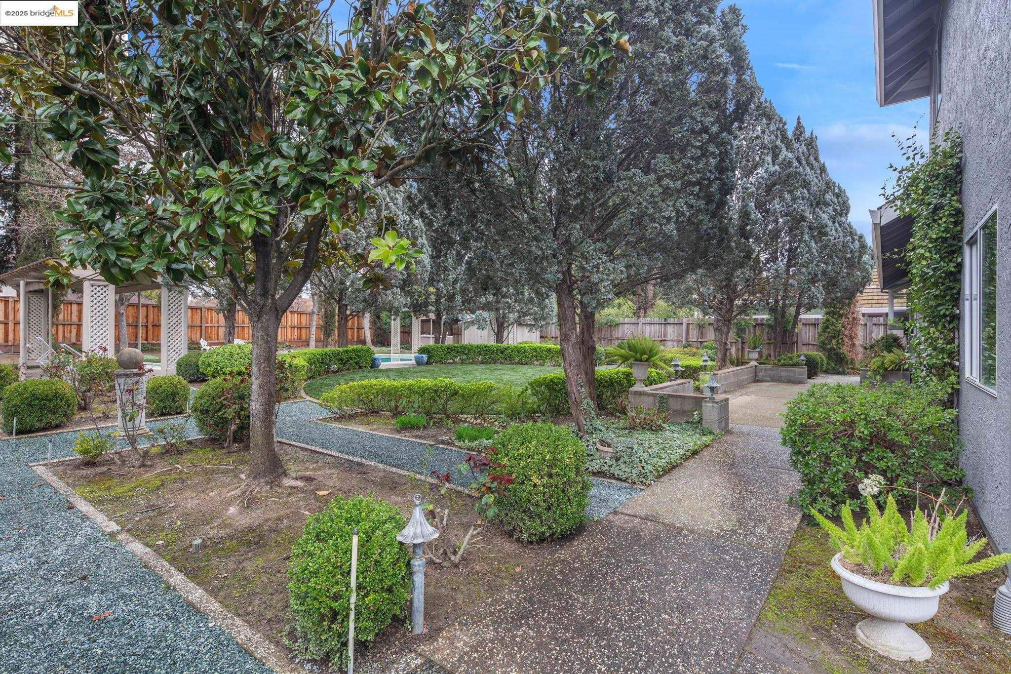 Detail Gallery Image 21 of 56 For 1307 Meadowvista Way, Roseville,  CA 95661 - 4 Beds | 3 Baths