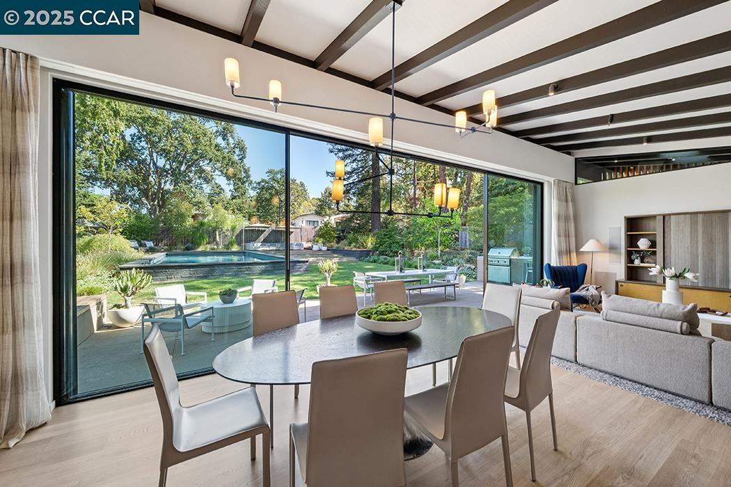 Detail Gallery Image 18 of 48 For 840 Broadmoor Ct, Lafayette,  CA 94549 - 4 Beds | 3 Baths