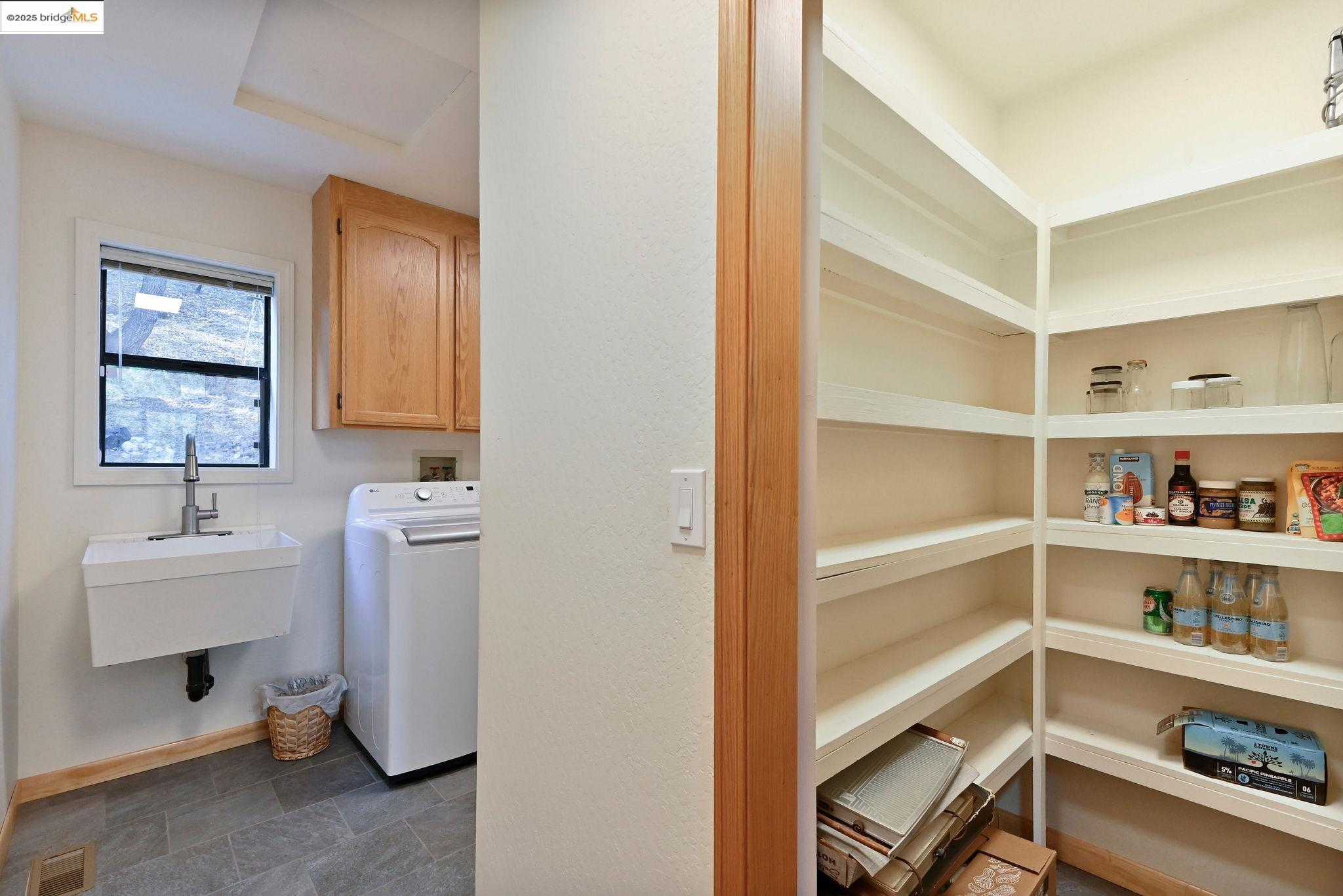 Detail Gallery Image 24 of 56 For 1519 Roaring Camp, Murphys,  CA 95247-9999 - 3 Beds | 3 Baths