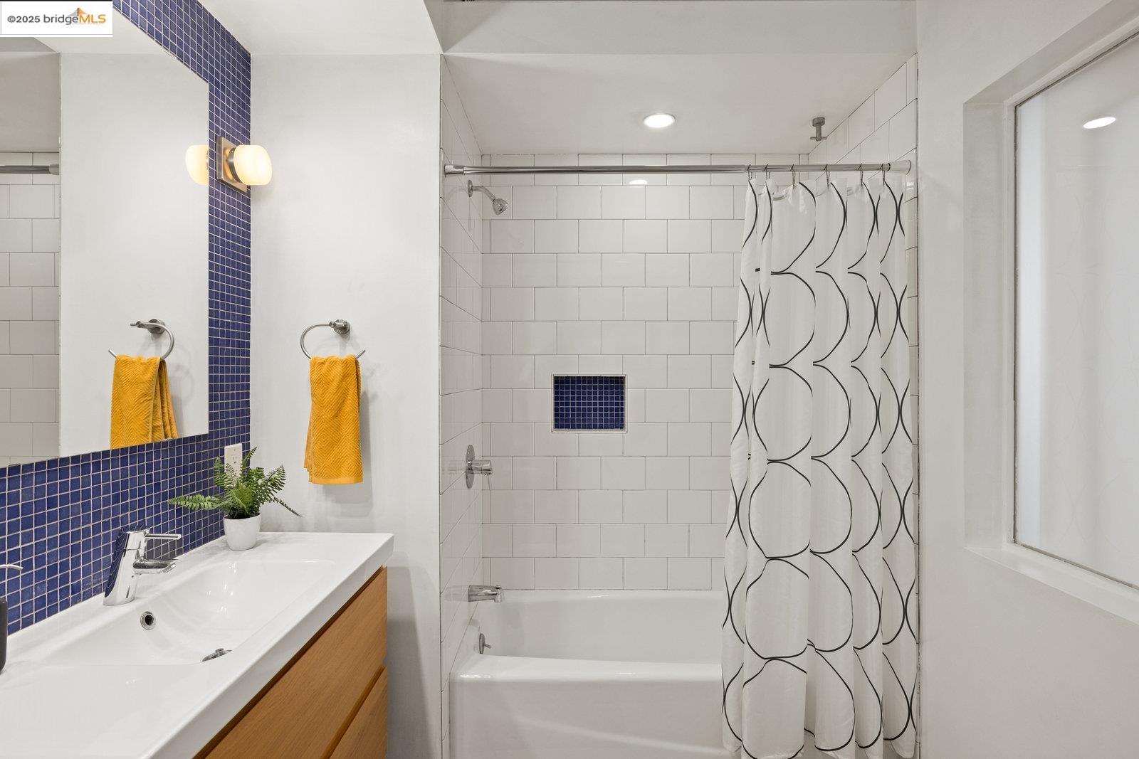 Detail Gallery Image 20 of 32 For 730 29th Street #107,  Oakland,  CA 94609 - 1 Beds | 1 Baths