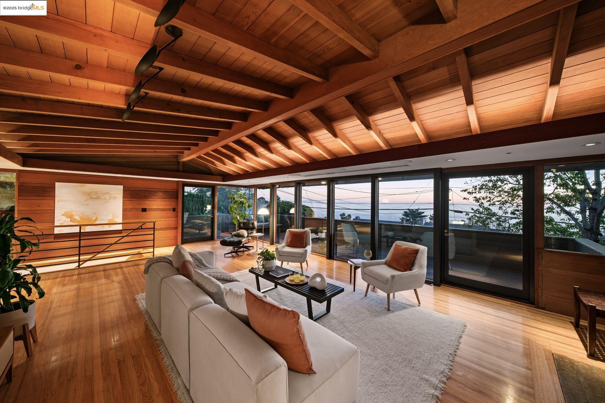 Front Image Thumbnail for EB41113418