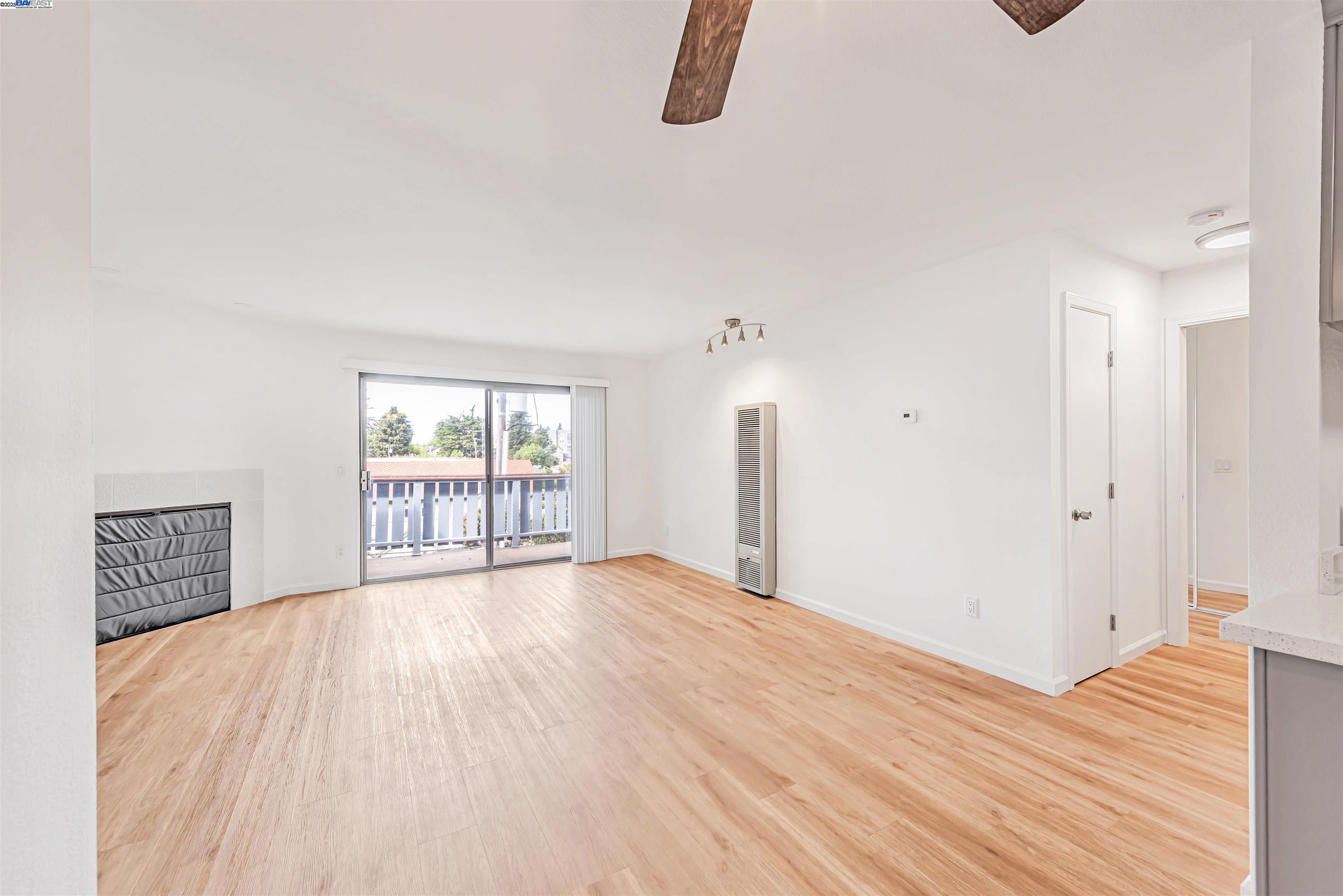 Photo #4: 41113420 Listing 