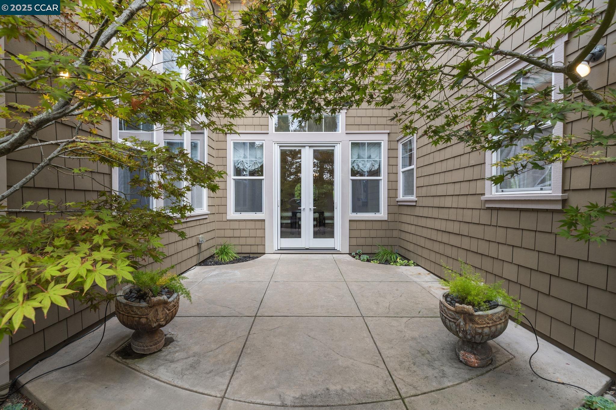 Detail Gallery Image 12 of 60 For 212 Hawk Ct, Alamo,  CA 94507 - 4 Beds | 3/1 Baths