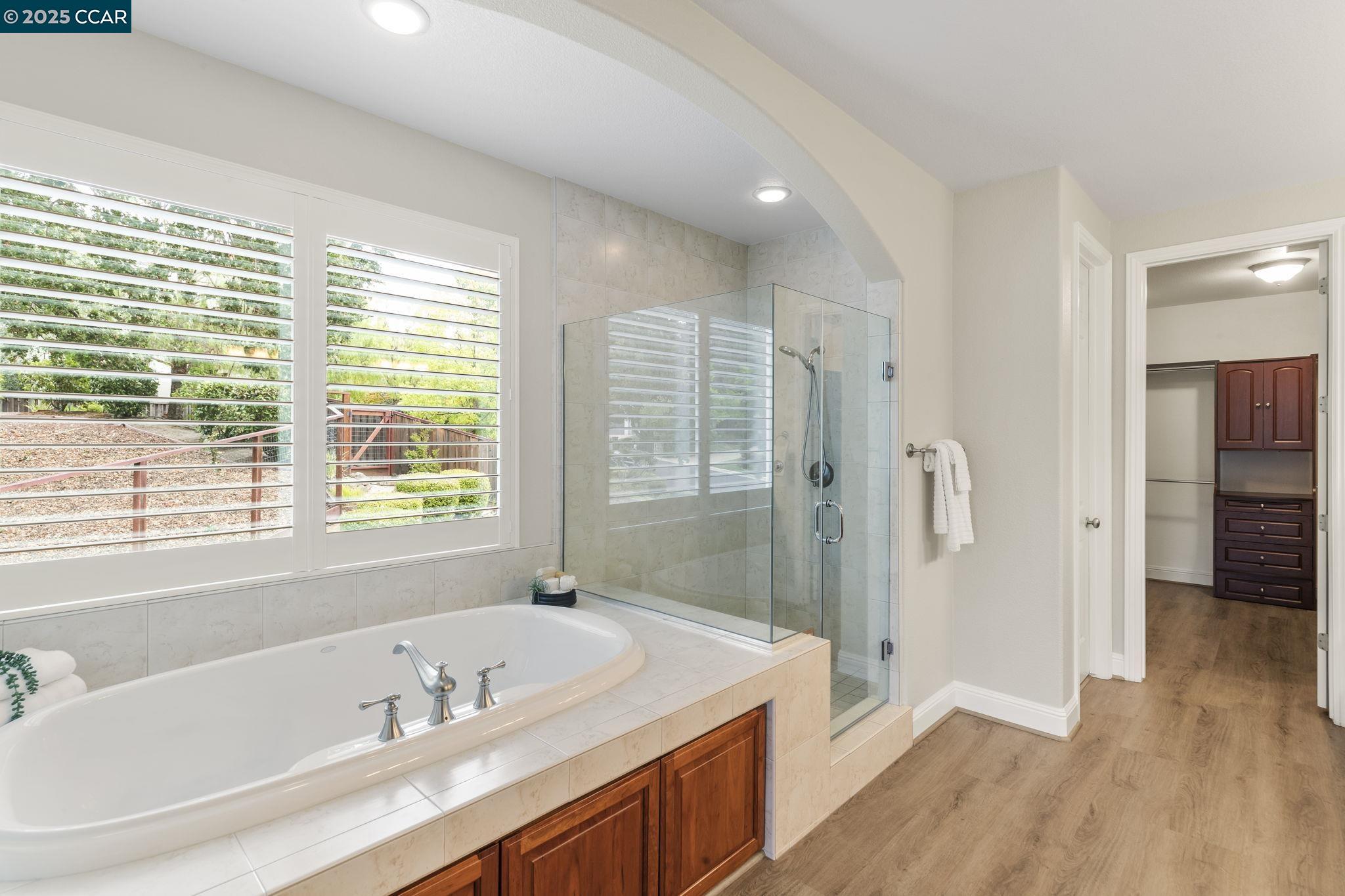 Detail Gallery Image 32 of 60 For 212 Hawk Ct, Alamo,  CA 94507 - 4 Beds | 3/1 Baths