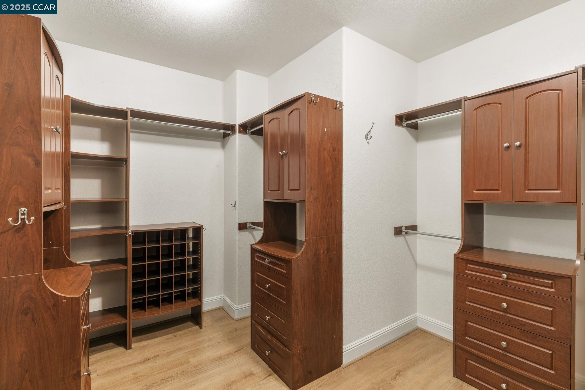 Detail Gallery Image 34 of 60 For 212 Hawk Ct, Alamo,  CA 94507 - 4 Beds | 3/1 Baths