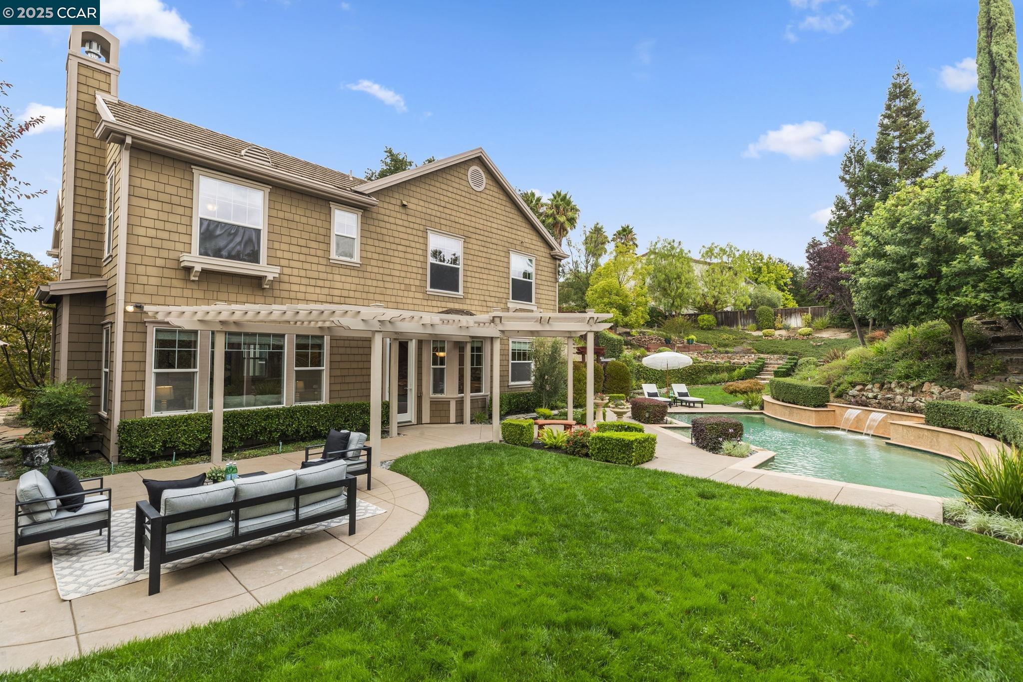 Detail Gallery Image 56 of 60 For 212 Hawk Ct, Alamo,  CA 94507 - 4 Beds | 3/1 Baths