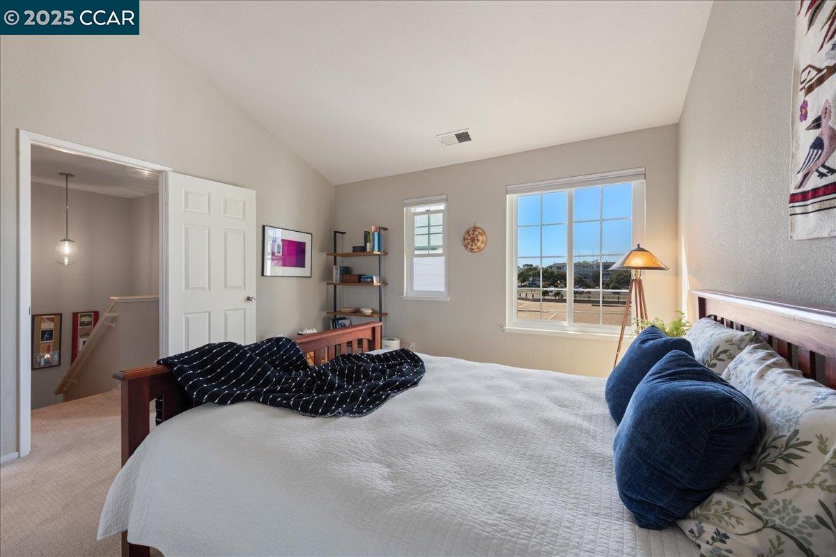 Detail Gallery Image 37 of 59 For 609 Commodore Dr, Richmond,  CA 94804 - 2 Beds | 2/1 Baths
