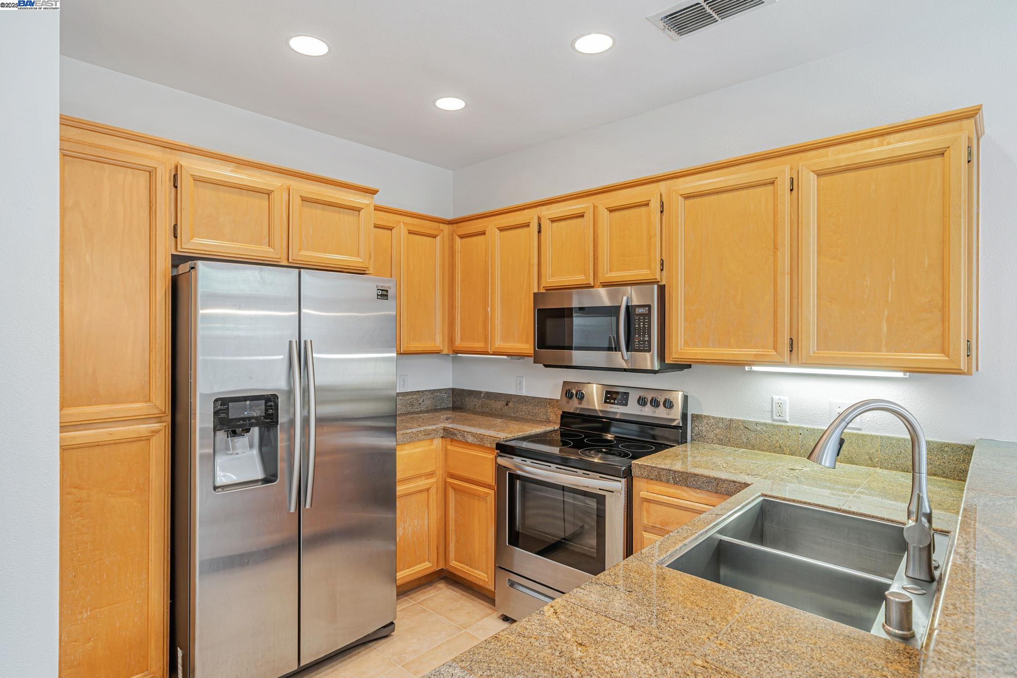 Photo #7: 41113440 Listing: Photo #7
