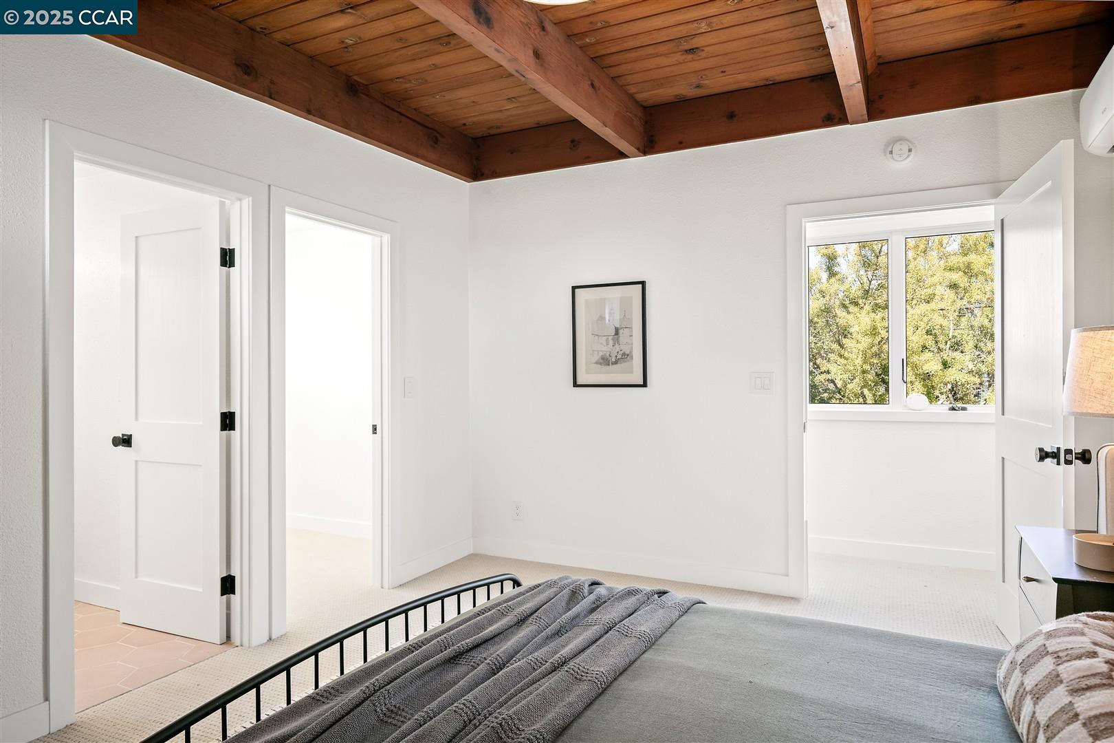 Detail Gallery Image 23 of 60 For 2703 Mathews St, Berkeley,  CA 94702 - 4 Beds | 4 Baths