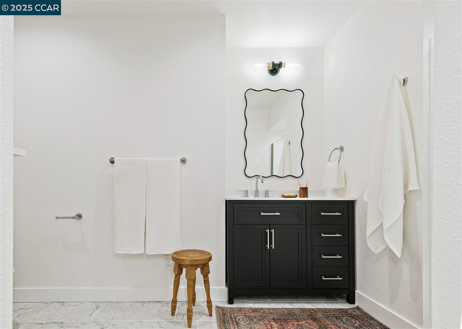 Detail Gallery Image 34 of 60 For 2703 Mathews St, Berkeley,  CA 94702 - 4 Beds | 4 Baths