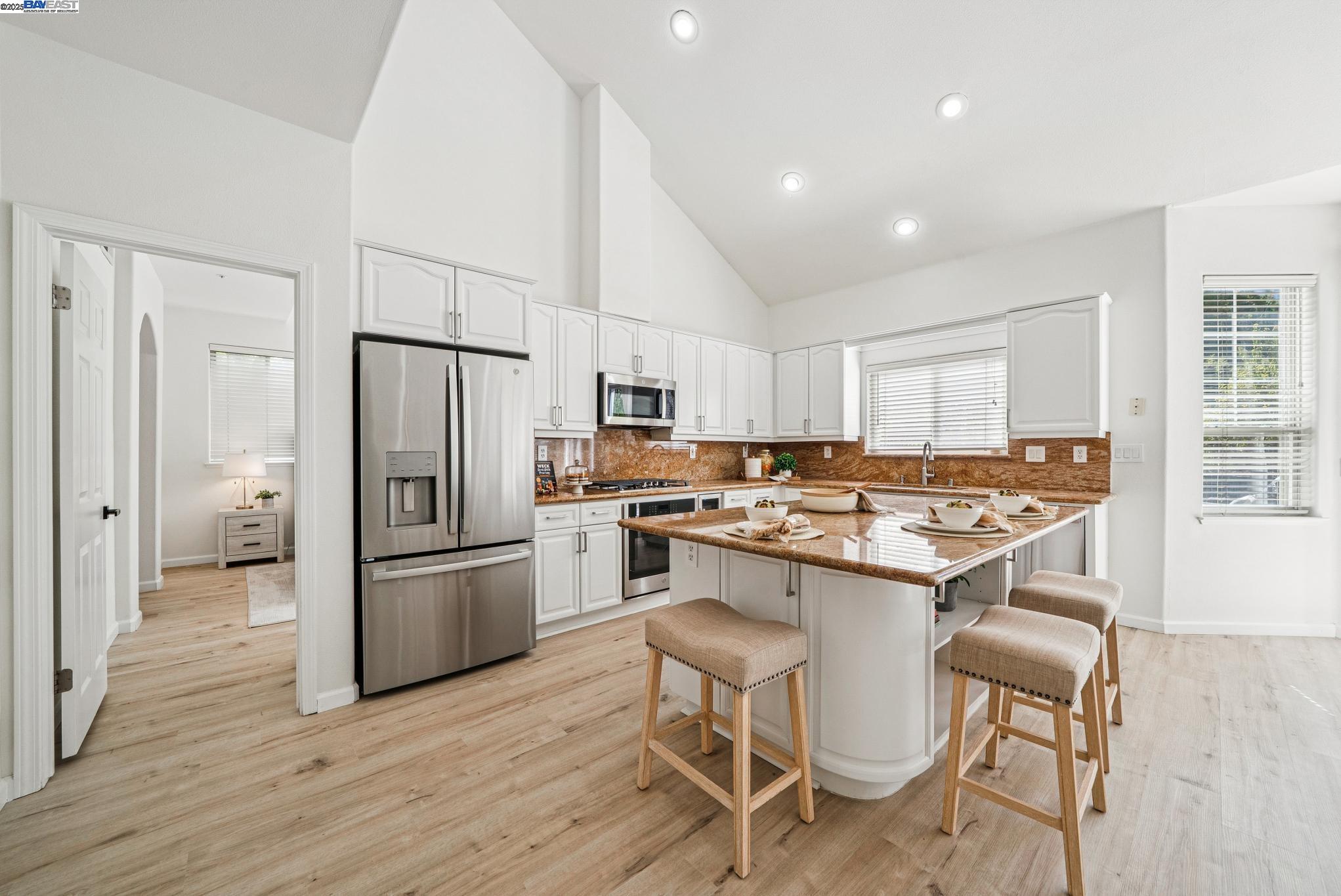 Detail Gallery Image 21 of 52 For 5603 Highcrest Ct, Pleasanton,  CA 94588 - 3 Beds | 2/1 Baths