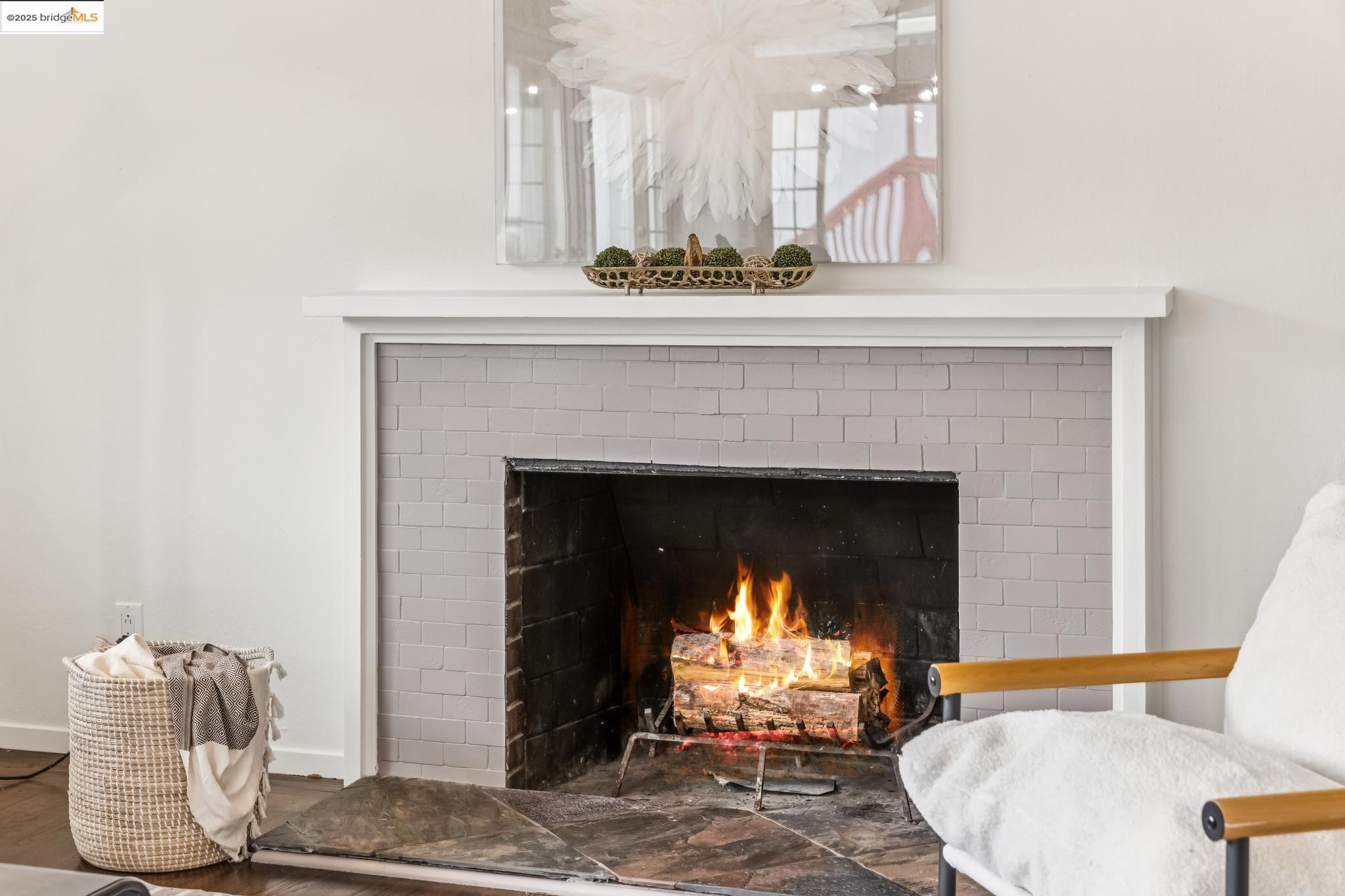 Detail Gallery Image 4 of 45 For 5619 Doremus Ave, Richmond,  CA 94805 - 4 Beds | 2 Baths