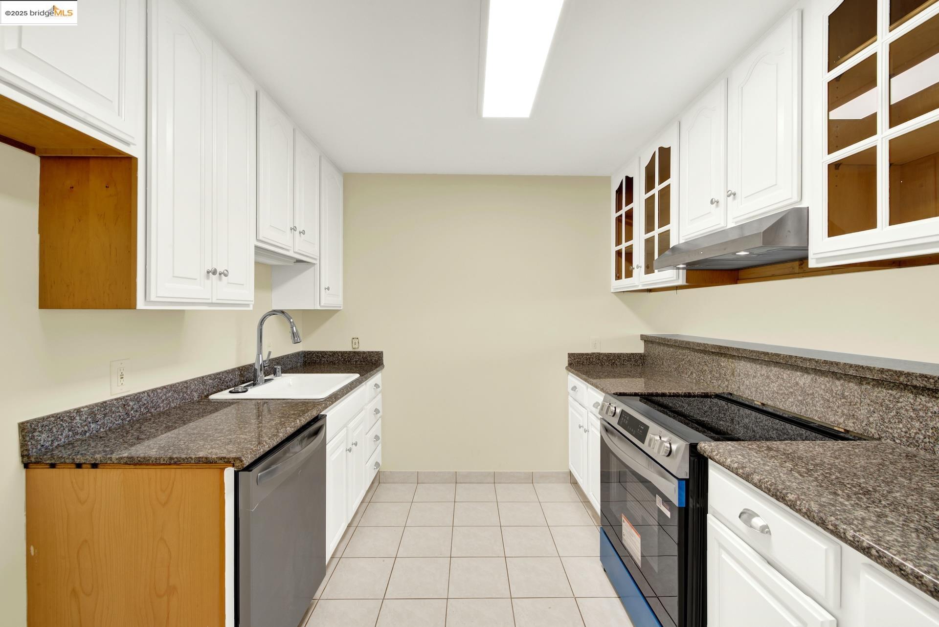 Photo #15: 41113457 Listing: Photo #15