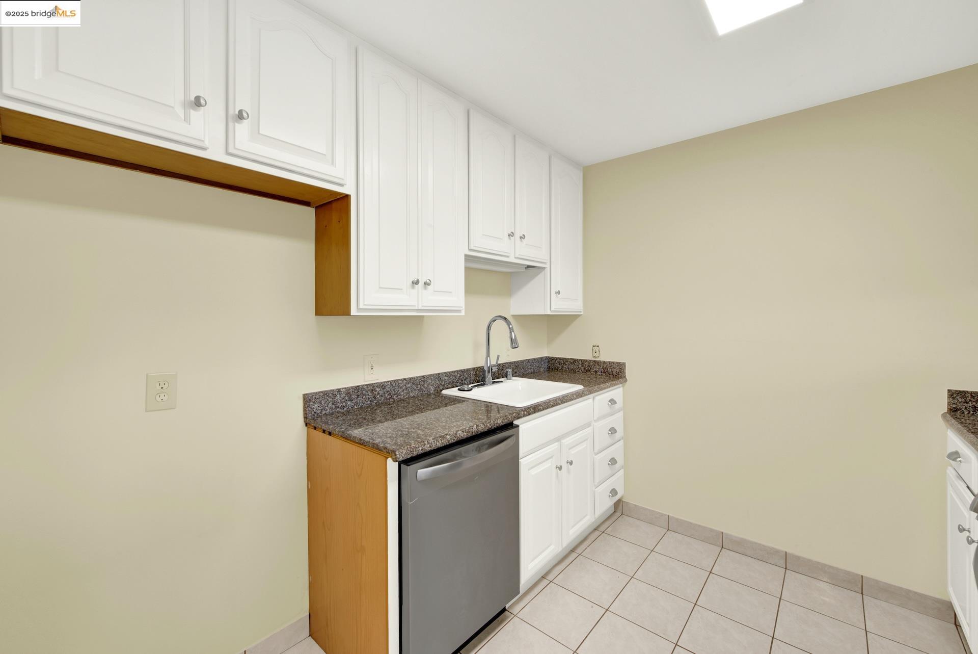 Photo #17: 41113457 Listing: Photo #17