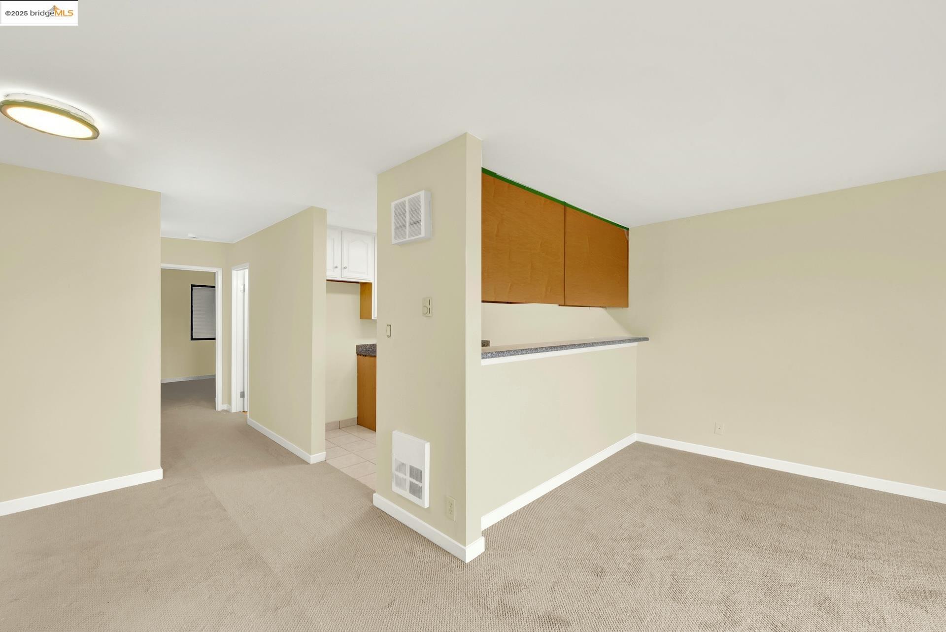 Photo #8: 41113457 Listing: Photo #8