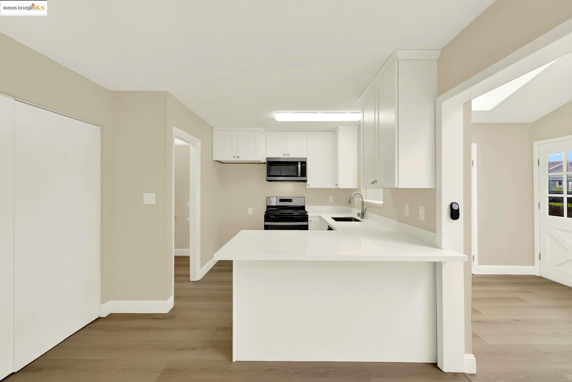 Photo #15: 41113460 Listing: Photo #15