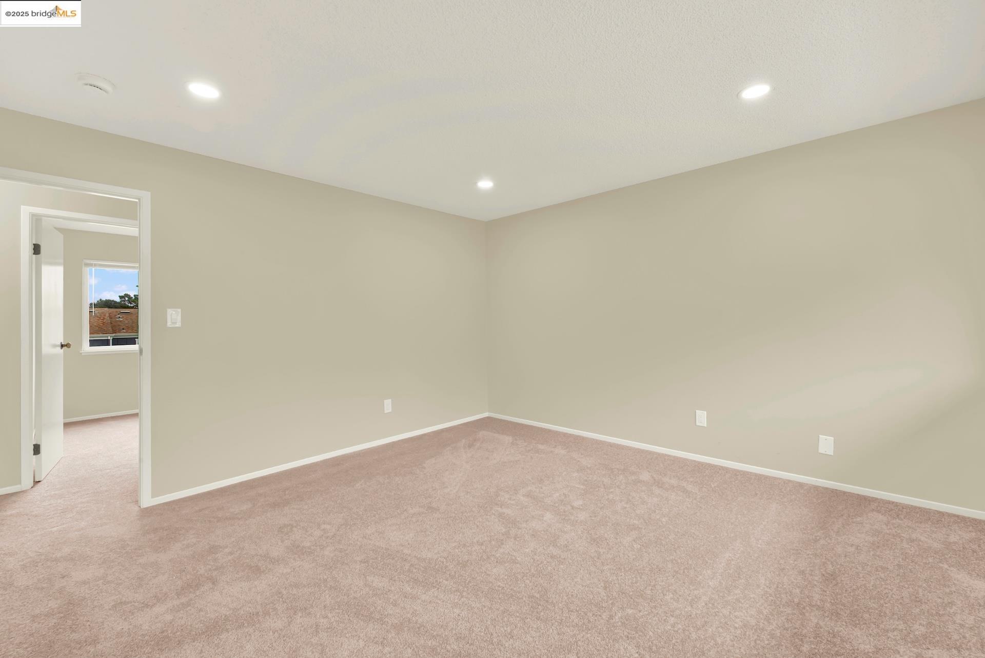 Photo #35: 41113460 Listing: Photo #35