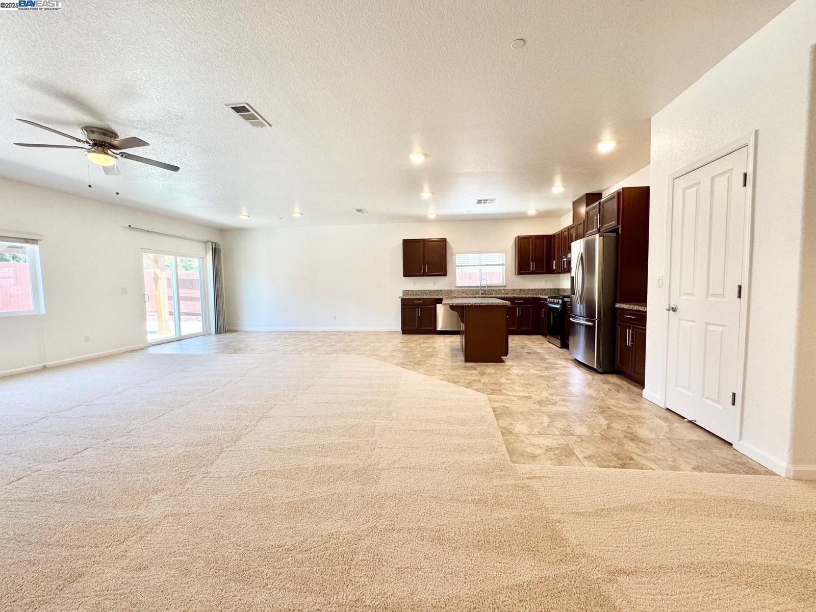 Detail Gallery Image 1 of 1 For 597 Pendragon St, Manteca,  CA 95337 - 5 Beds | 2 Baths