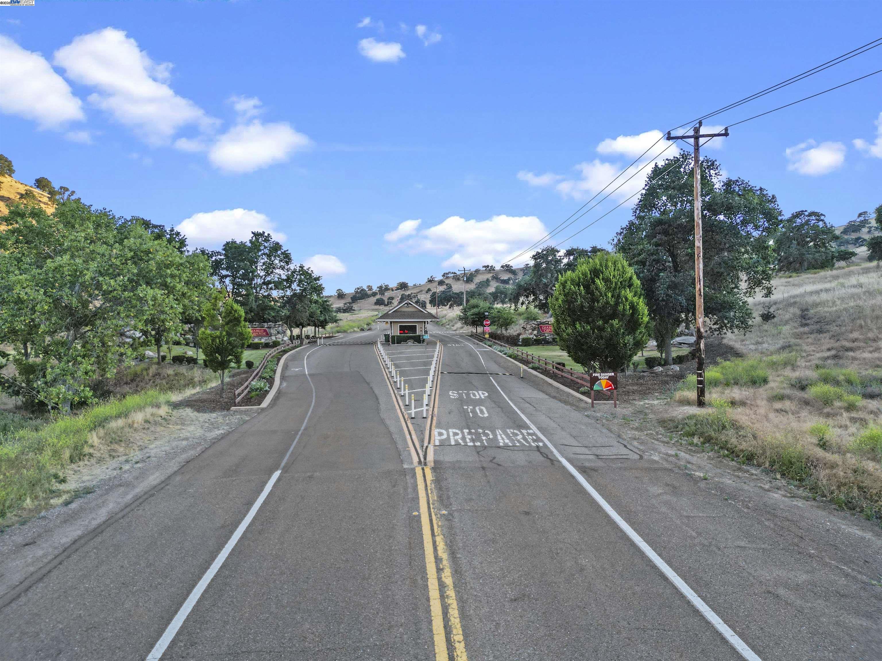 Detail Gallery Image 34 of 34 For 9516 Sarazen Ct, Patterson,  CA 95363 - 4 Beds | 3/1 Baths