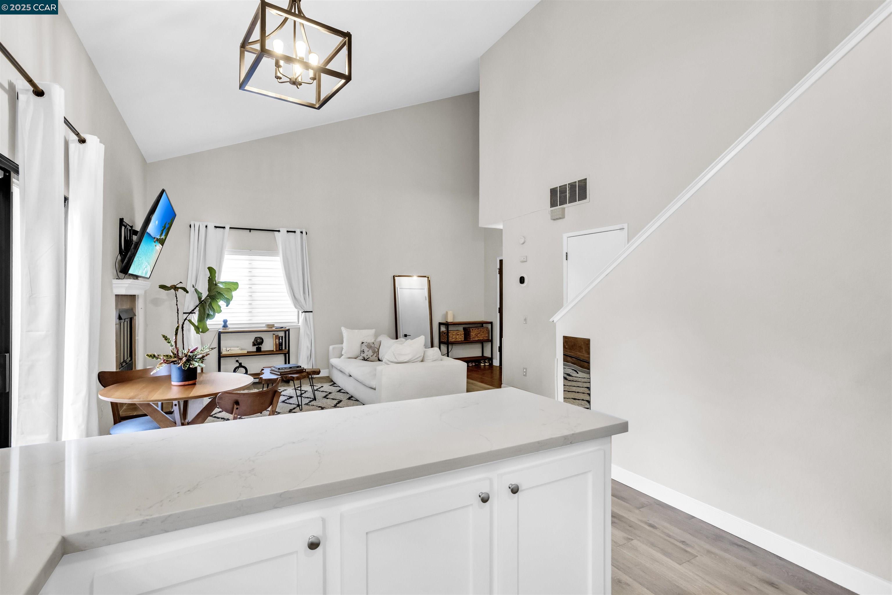 Photo #13: 41113467 Listing: Photo #13