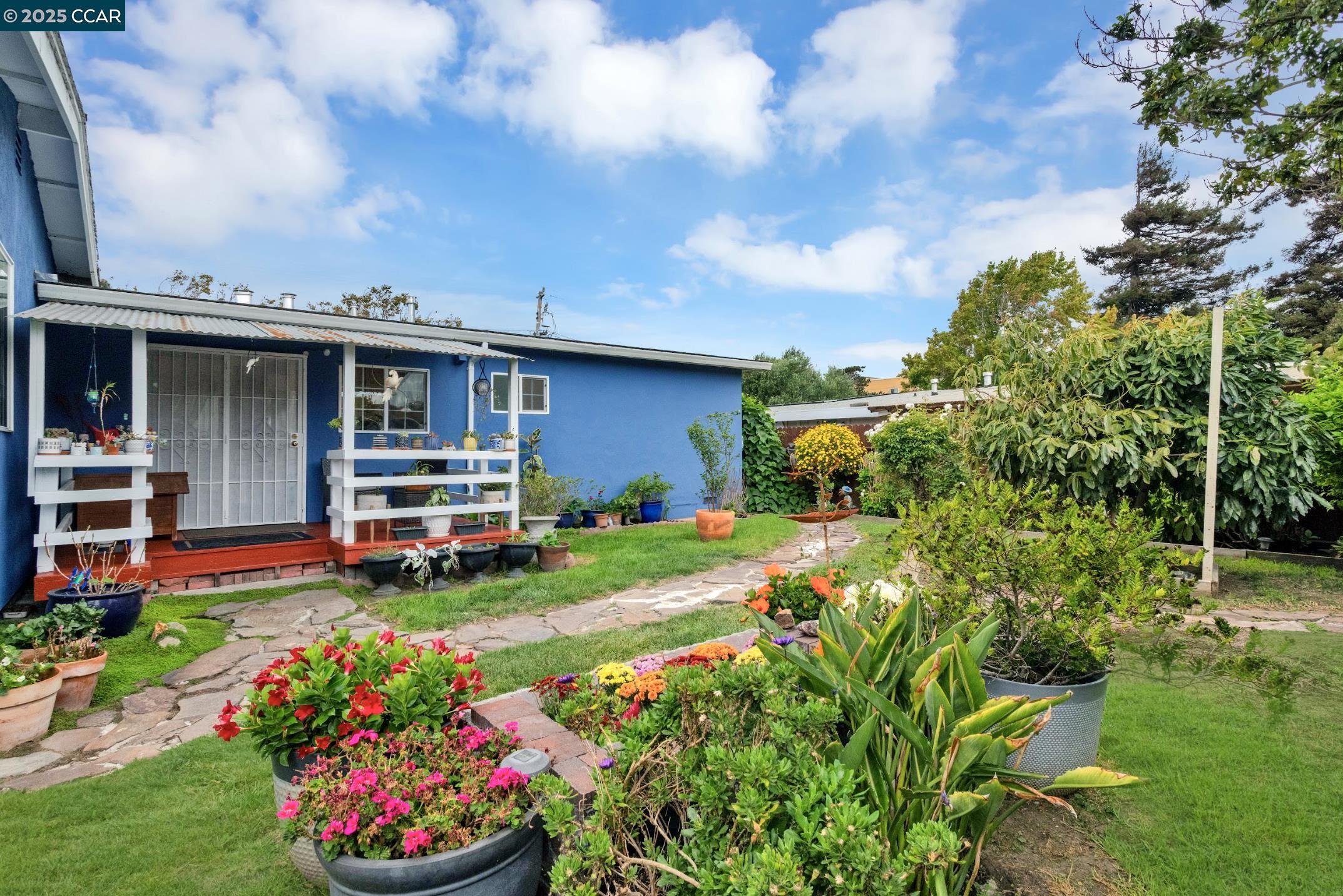 Detail Gallery Image 16 of 17 For 2919 Willow Rd, San Pablo,  CA 94806 - 4 Beds | 2 Baths