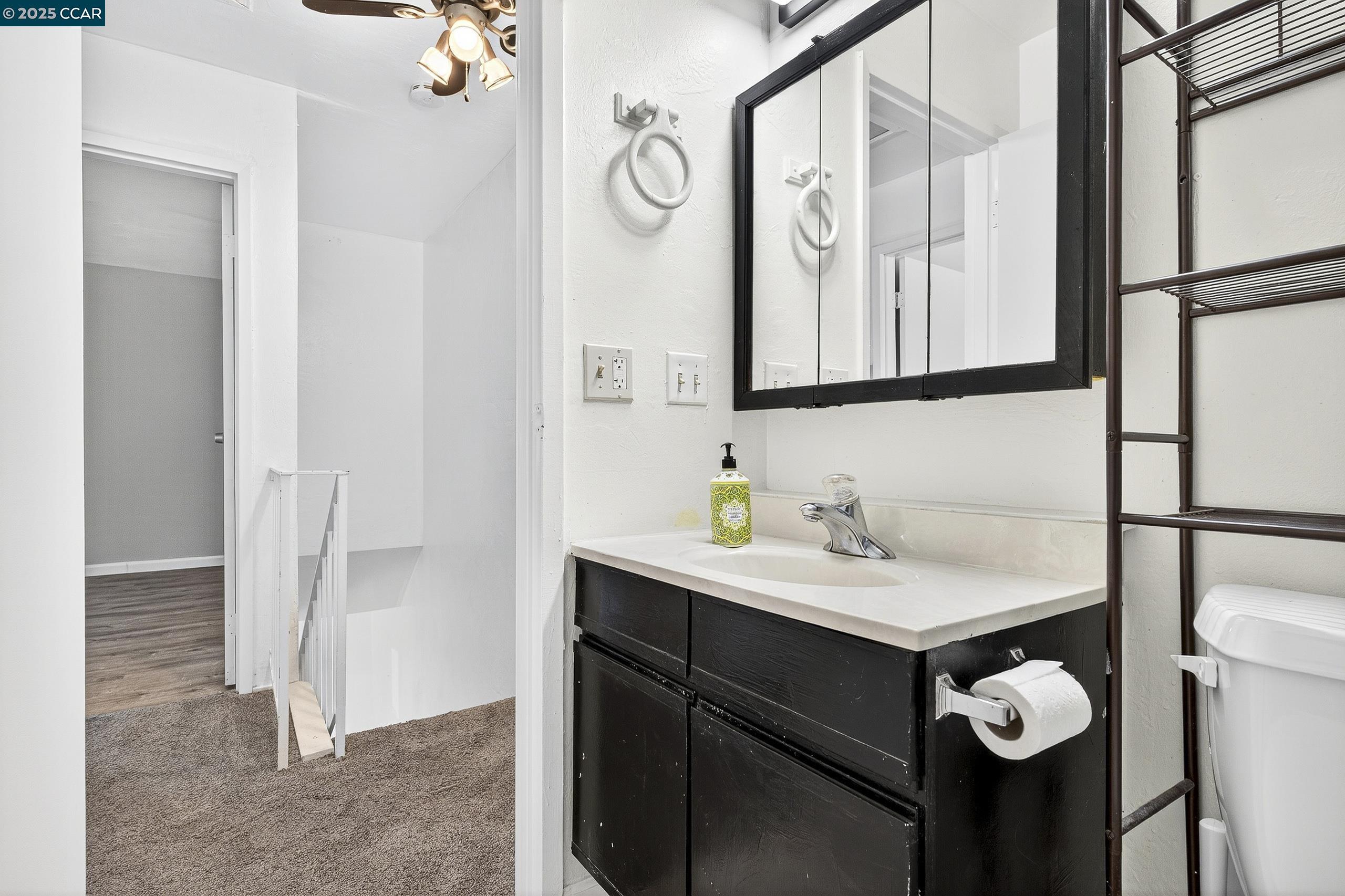 Detail Gallery Image 24 of 40 For 101 Villa Cir, Fairfield,  CA 94533 - 2 Beds | 1/1 Baths