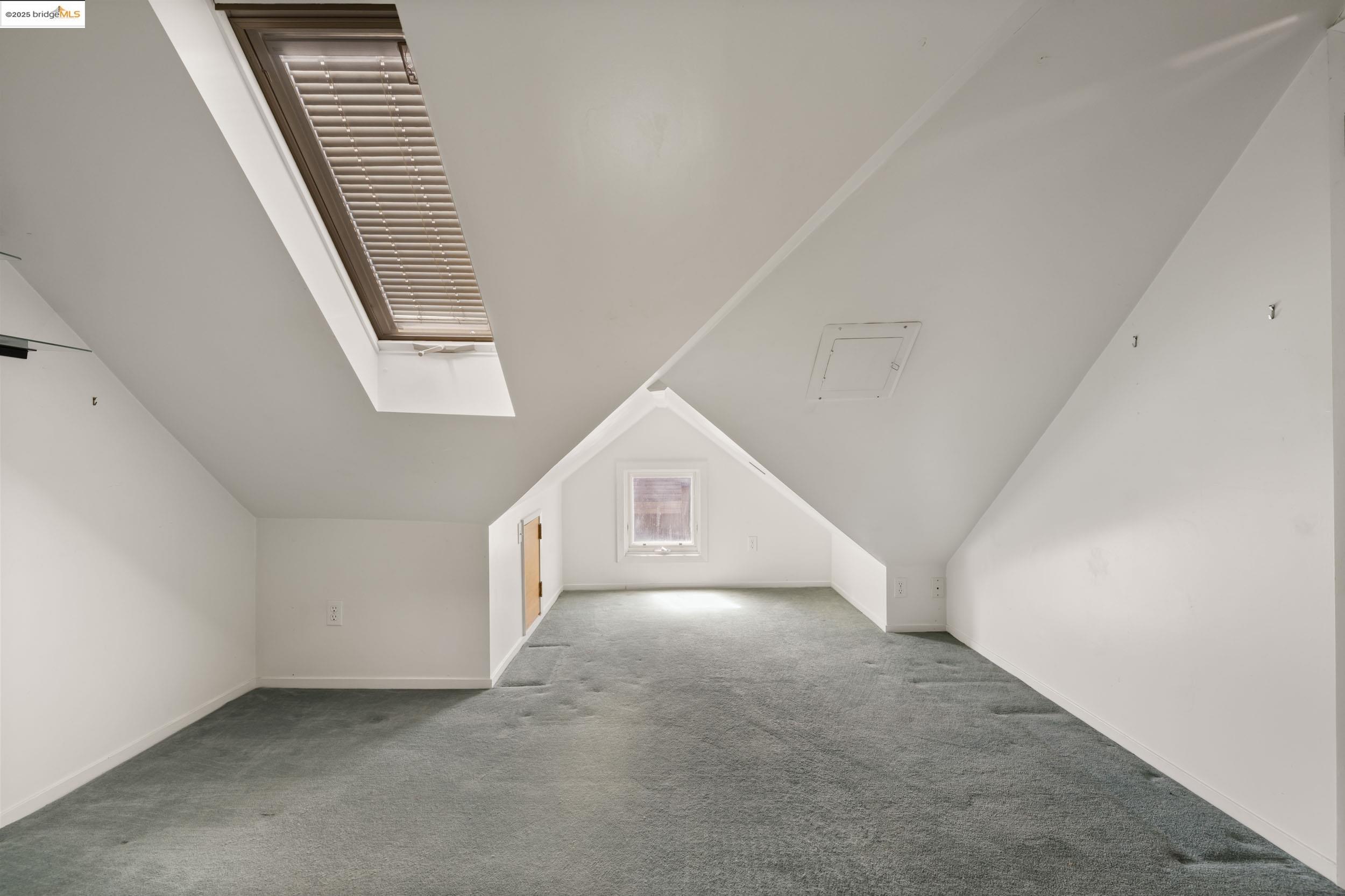 Detail Gallery Image 15 of 27 For 102 Hamilton Pl, Oakland,  CA 94612 - – Beds | – Baths