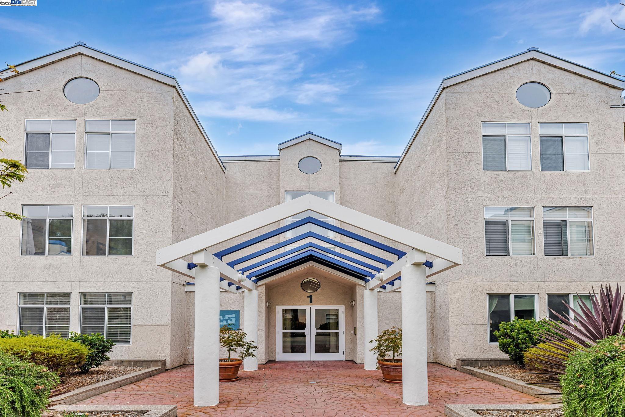 Photo #2: 41113486 Listing 