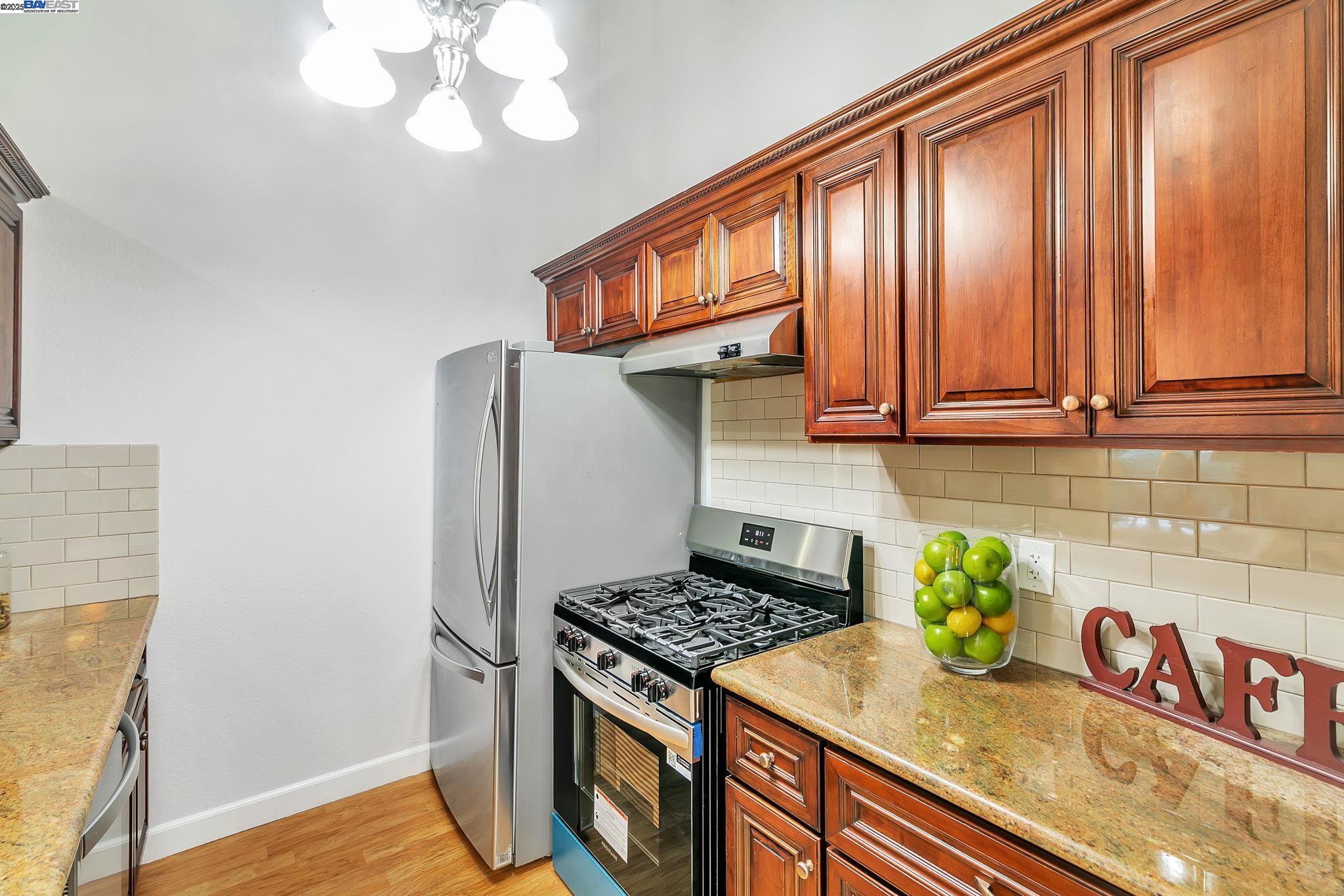 Photo #7: 41113492 Listing: Photo #7