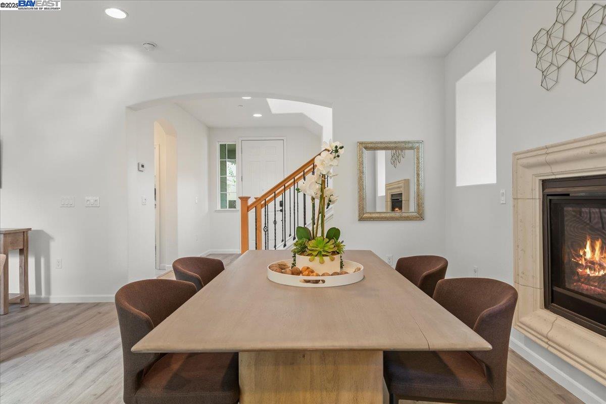 Detail Gallery Image 4 of 26 For 369 W Tuscan Ln, Mountain House,  CA 95391 - 4 Beds | 3 Baths