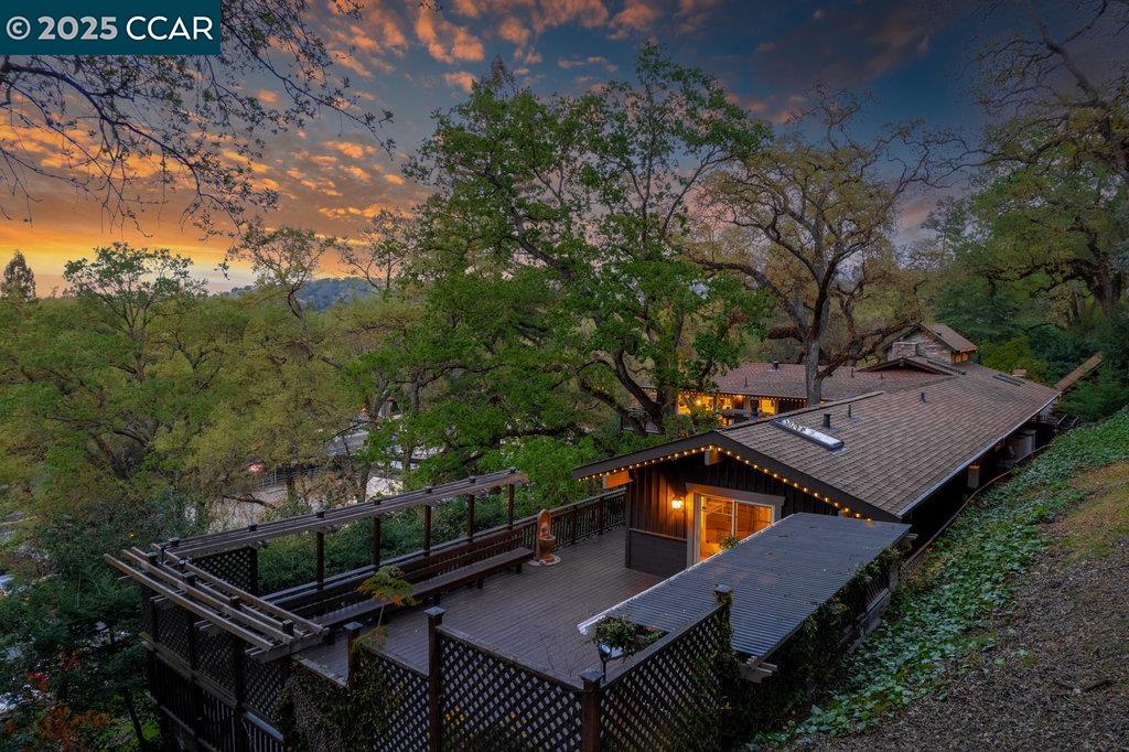 Detail Gallery Image 26 of 48 For 1111 Stone Valley Rd, Alamo,  CA 94507 - 4 Beds | 3/1 Baths