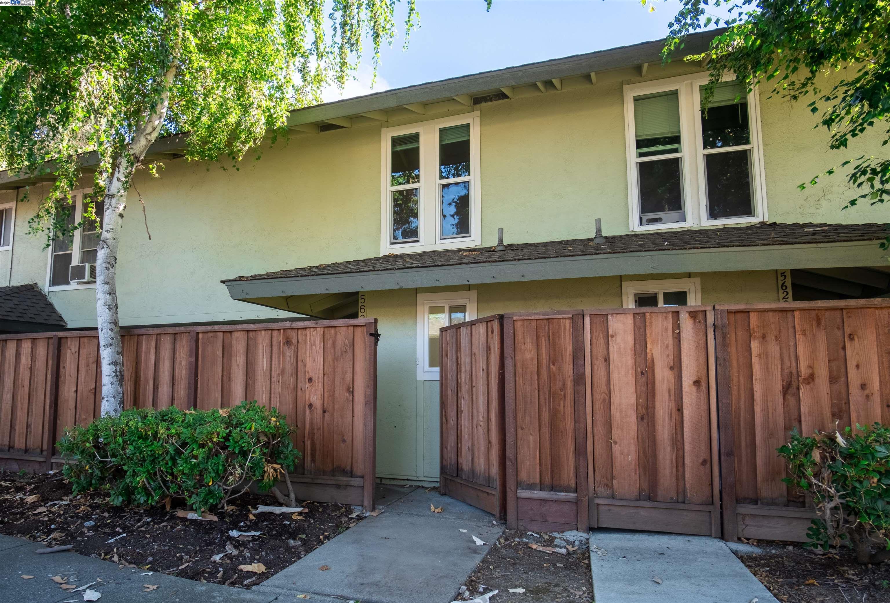 Photo #2: 41113527 Listing 