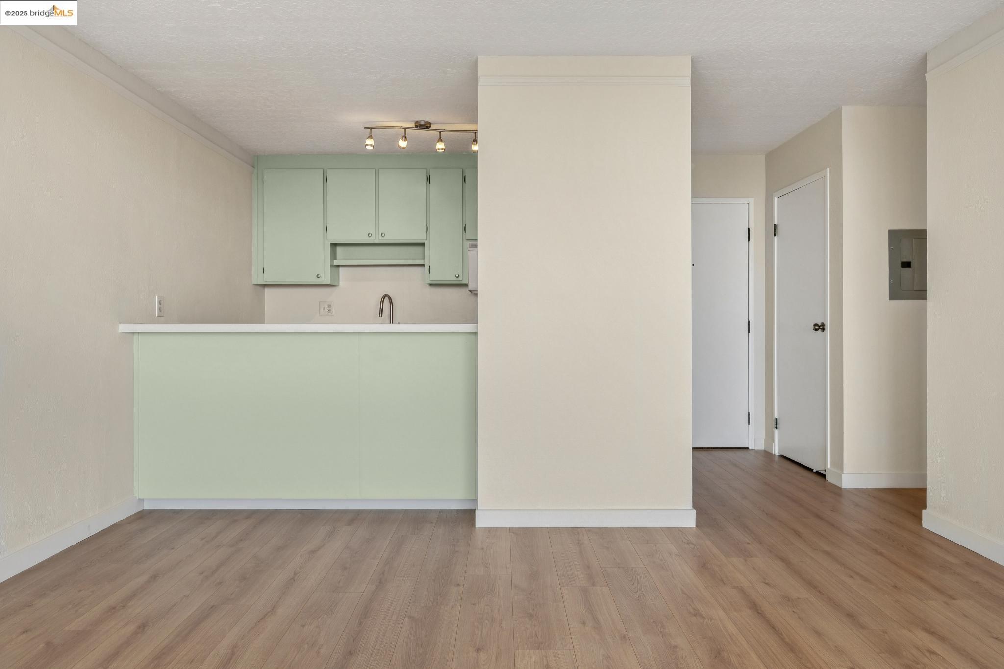 Photo #15: 41113529 Listing: Photo #15