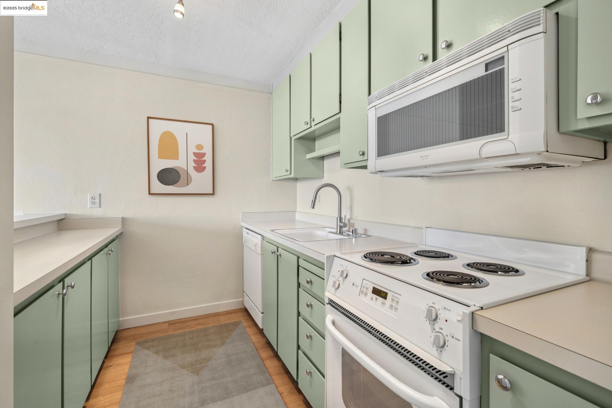 Photo #18: 41113529 Listing: Photo #18