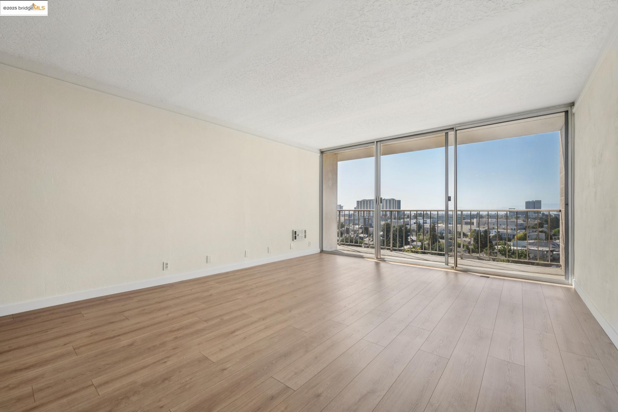 Photo #6: 41113529 Listing 