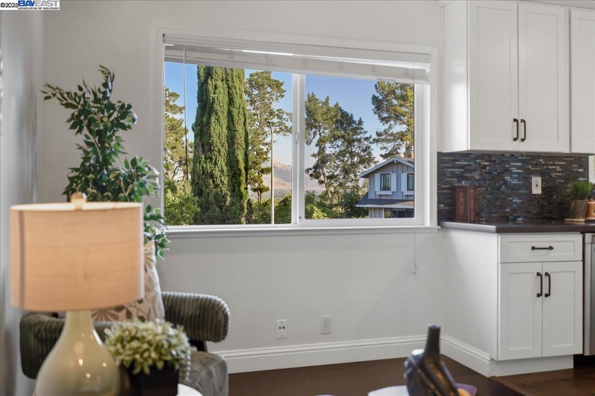 Detail Gallery Image 3 of 59 For 616 Aleta Pl, Pleasant Hill,  CA 94523 - – Beds | – Baths